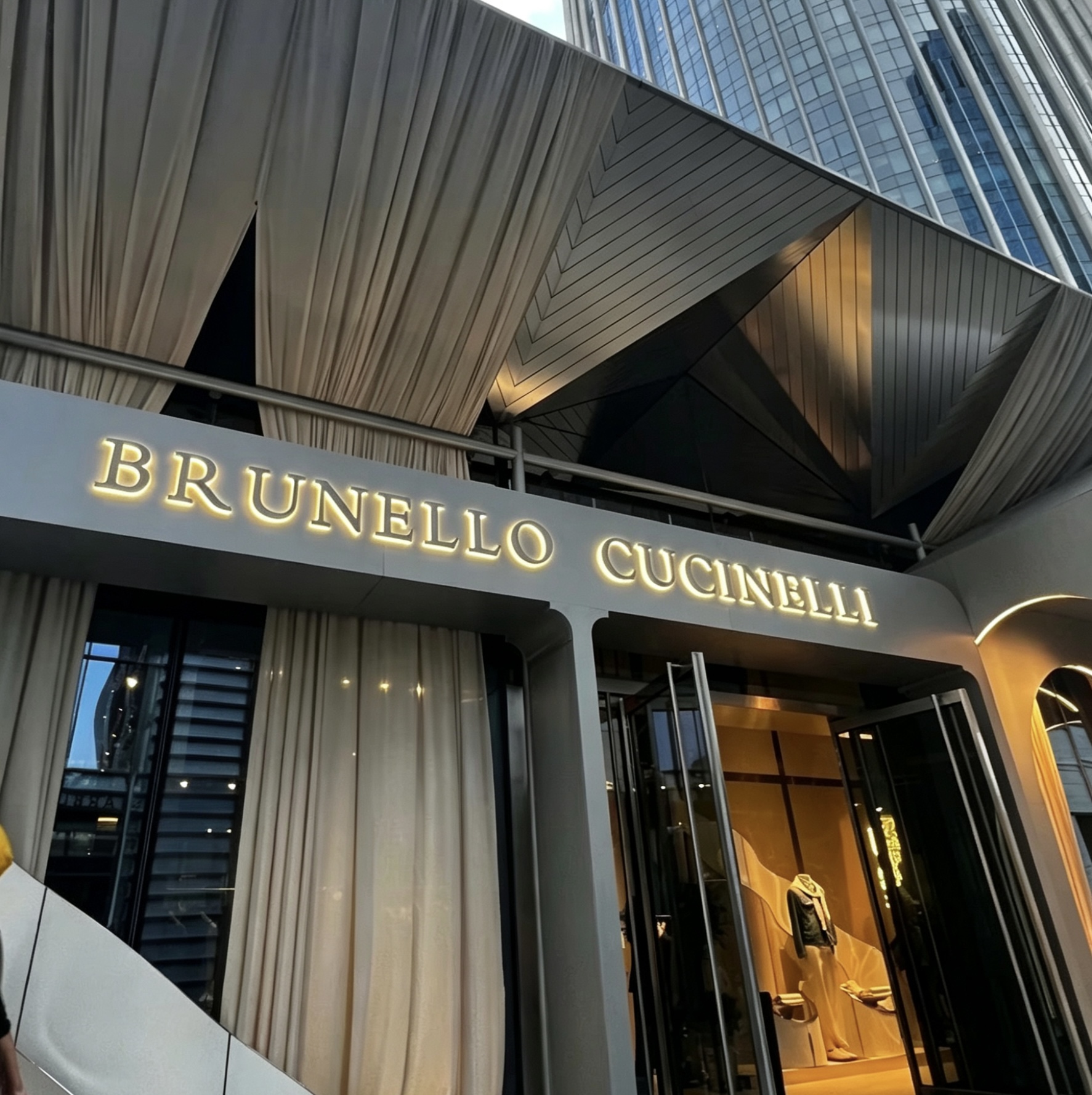 BRUNELLO CUCINELLI