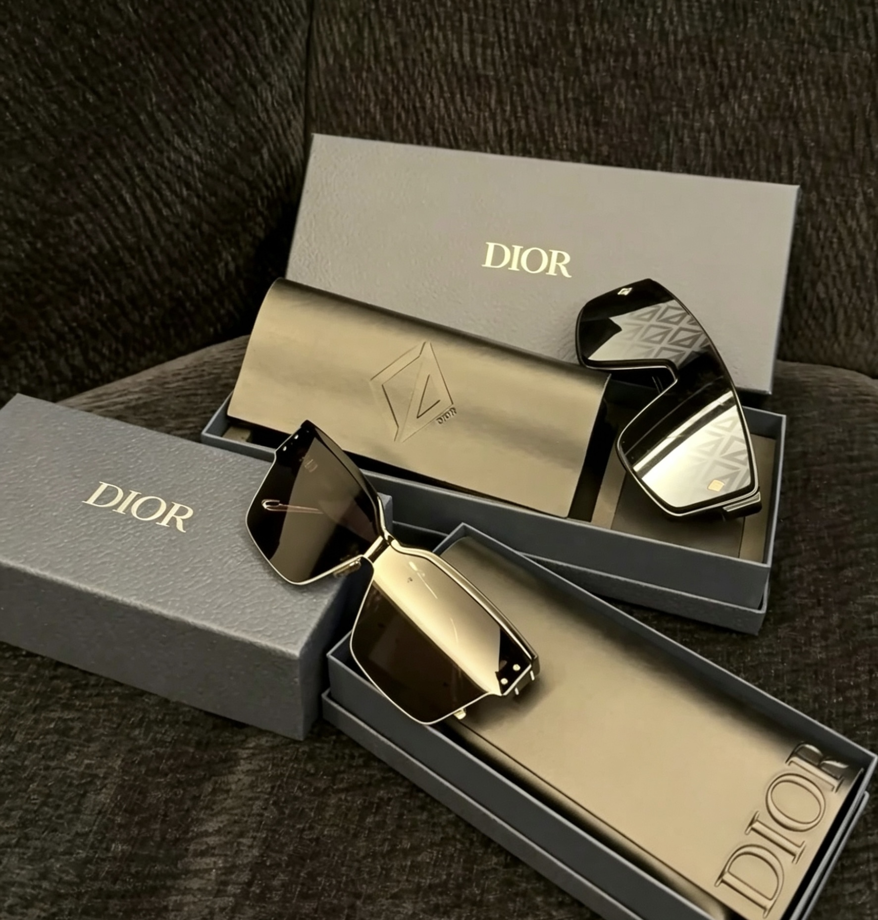 DIOR