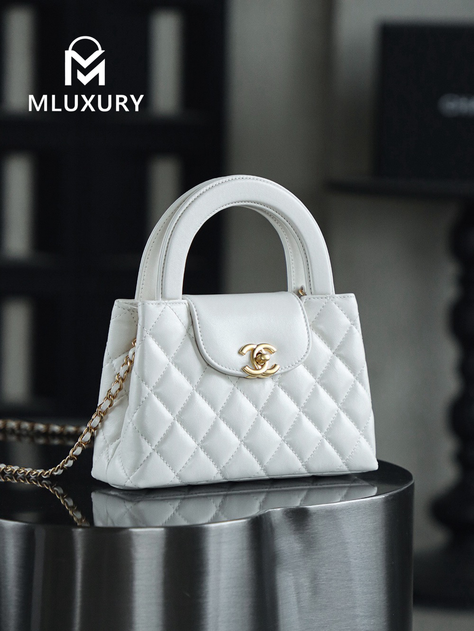CHANEL 25C Kelly Bag, White&Gold, Calfskin