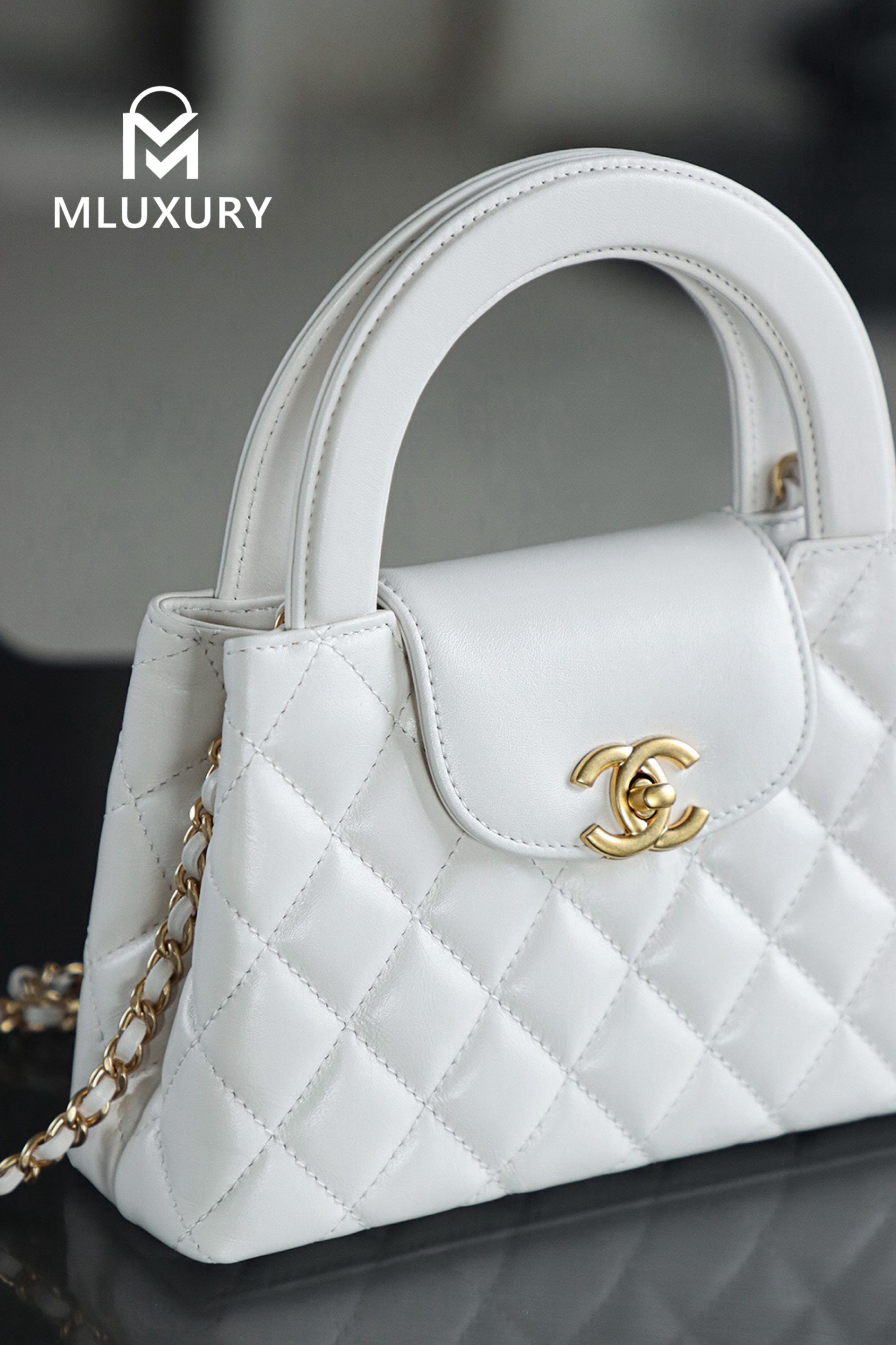 CHANEL 25C Kelly Bag, White&Gold, Calfskin