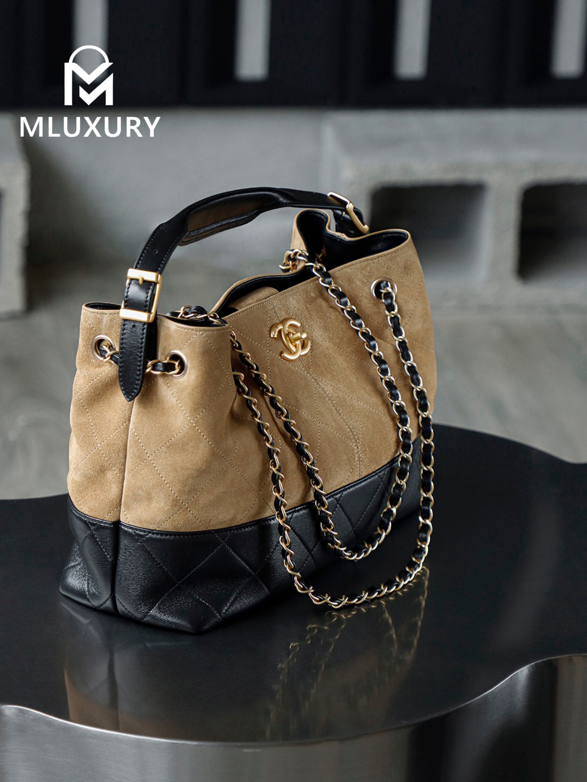 CHANEL 25A Hobo Small Suede Bag, Black/Brown