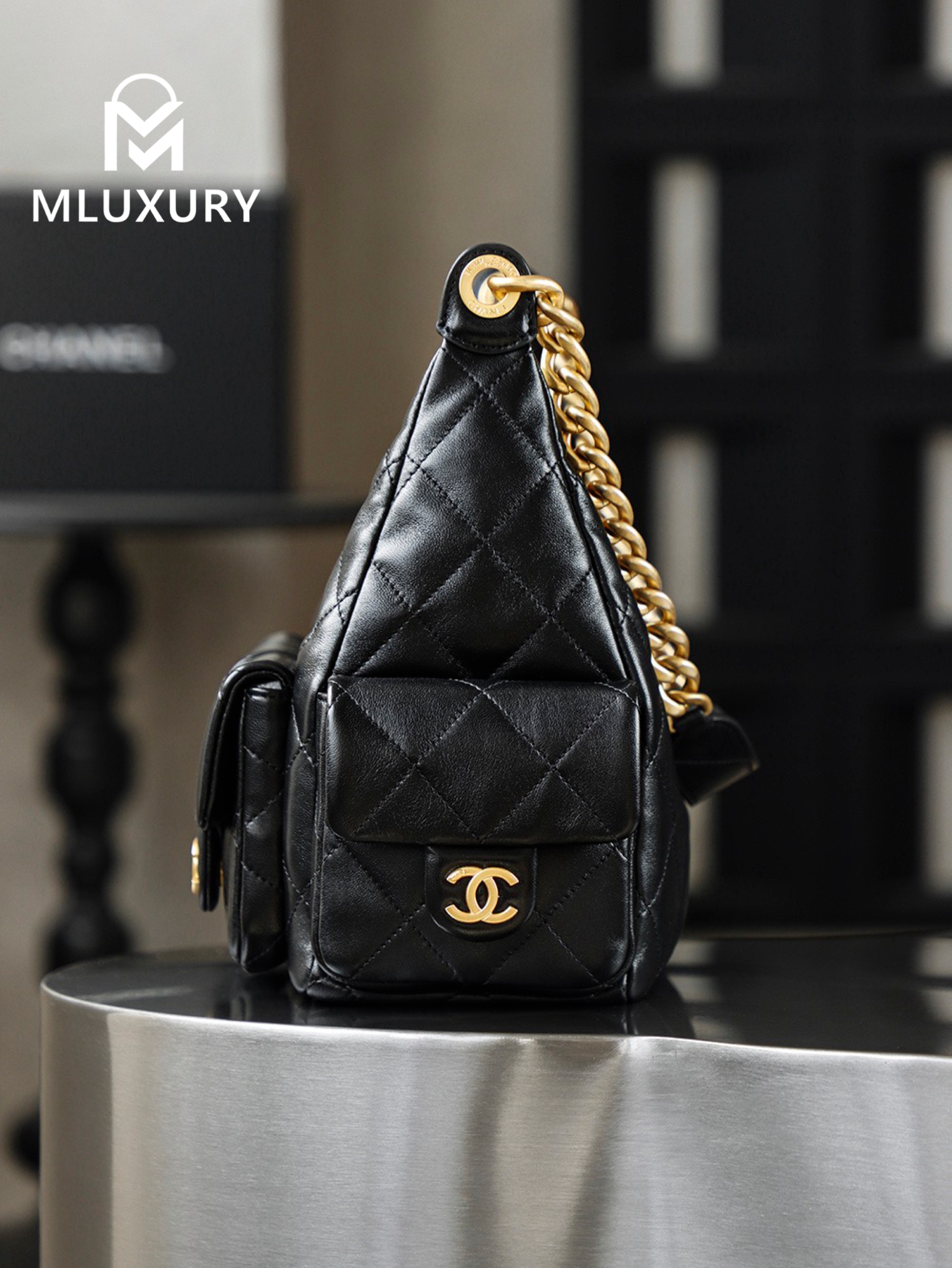 CHANEL 25C Hippie Hobo Bag (Large)
