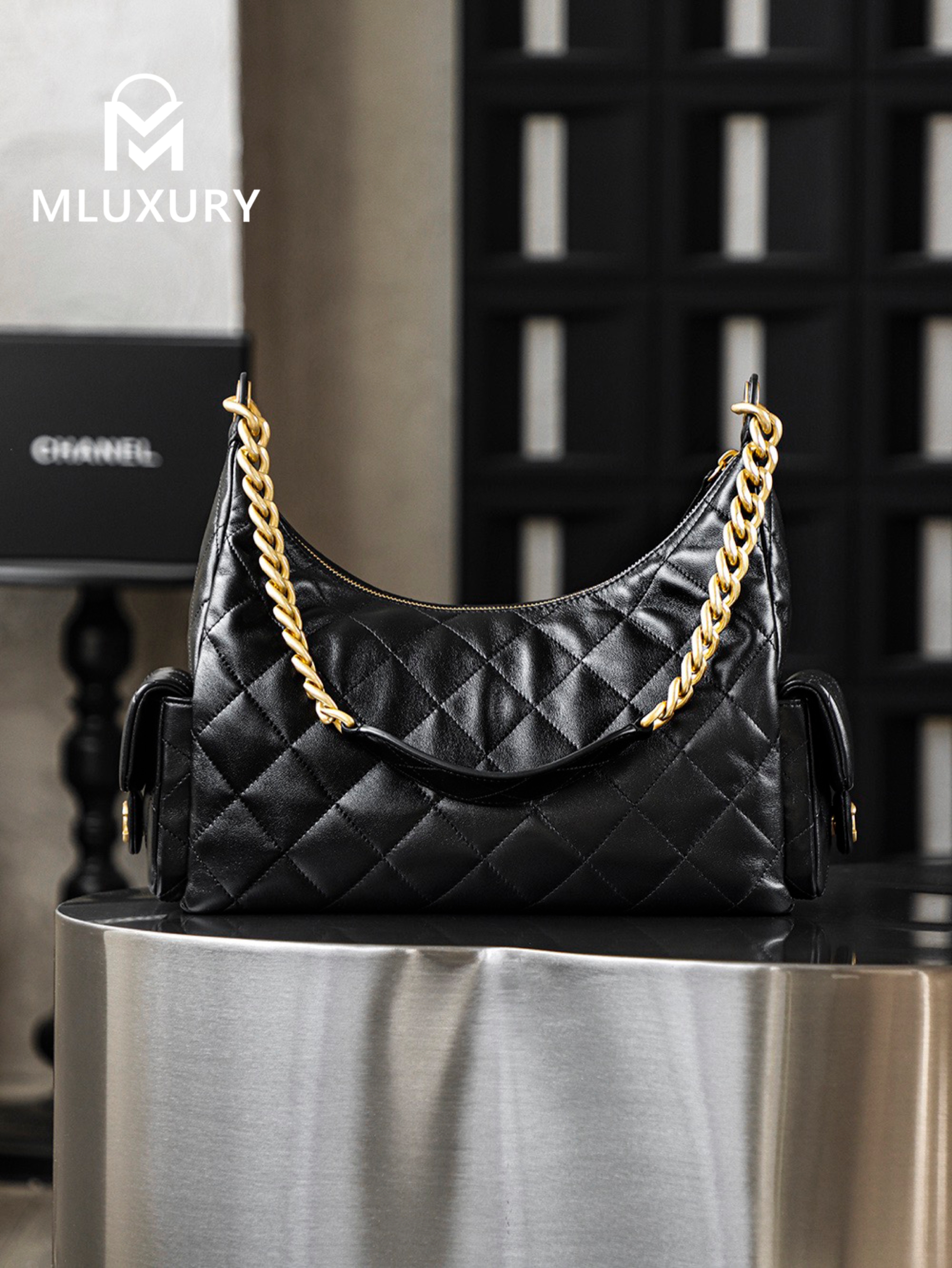 CHANEL 25C Hippie Hobo Bag (Large)