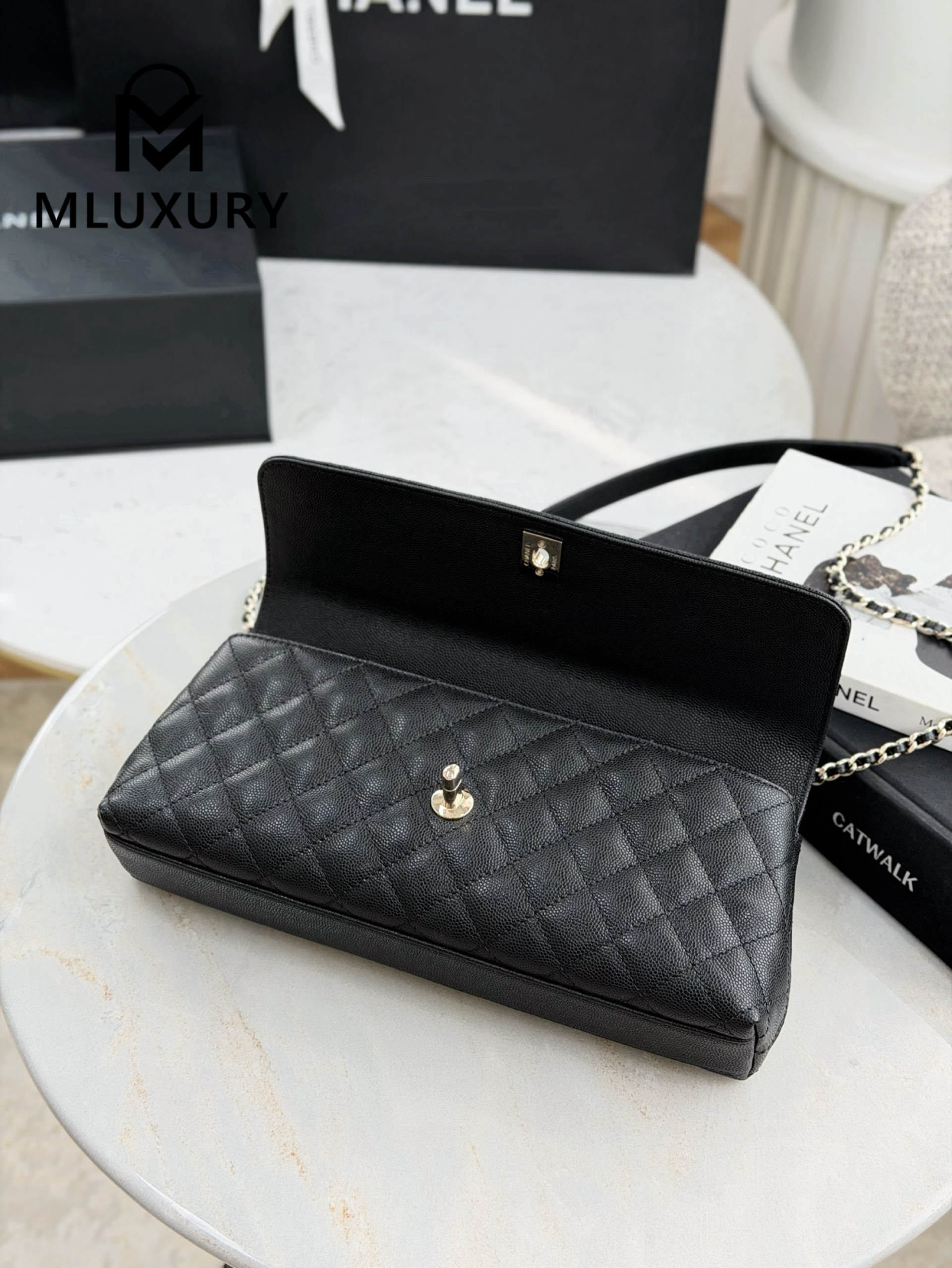 CHANEL 26P Horizontal Coco Handle