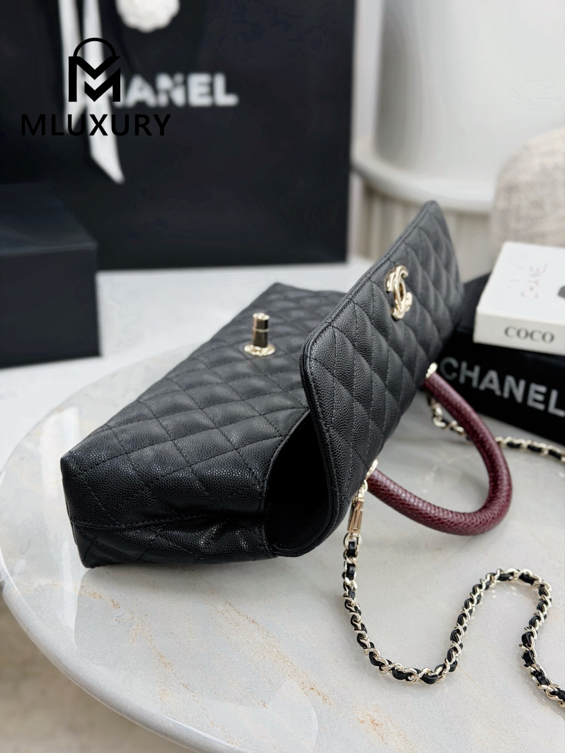 CHANEL 26P Horizontal Coco Handle