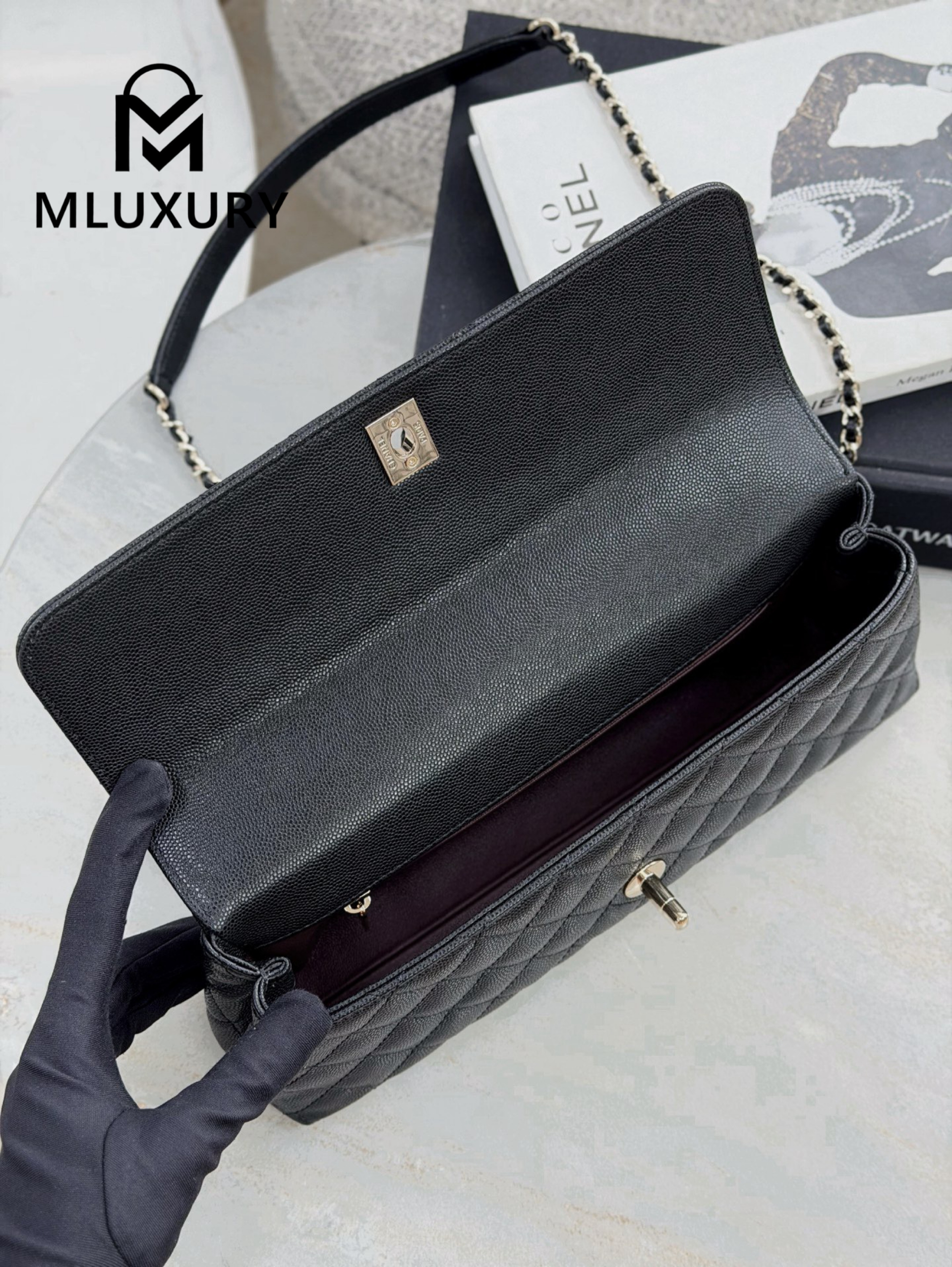 CHANEL 26P Horizontal Coco Handle