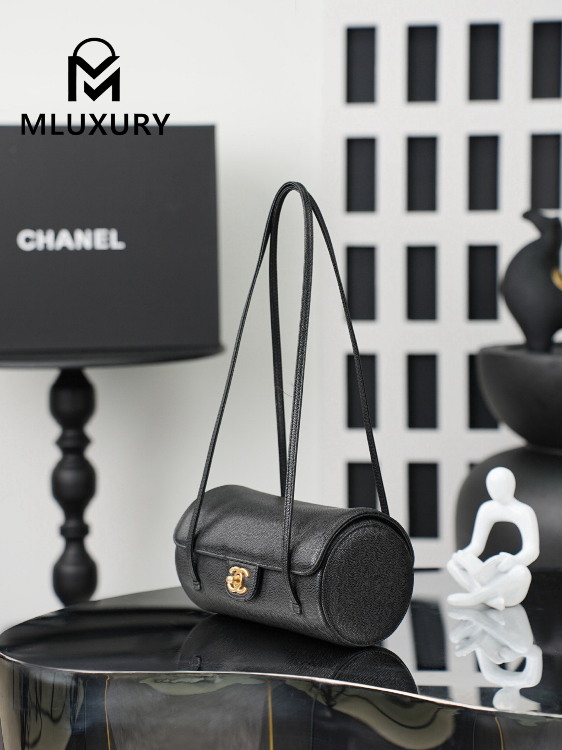 CHANEL 26P Preppy Coco, Black