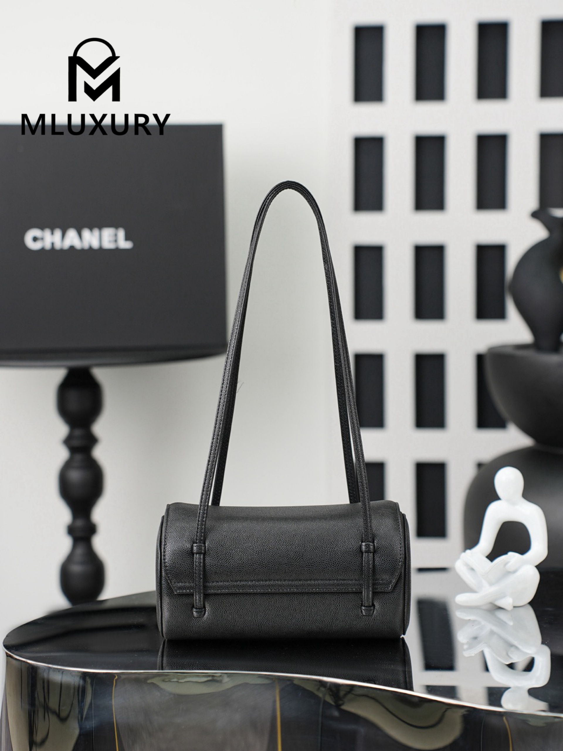 CHANEL 26P Preppy Coco, Black
