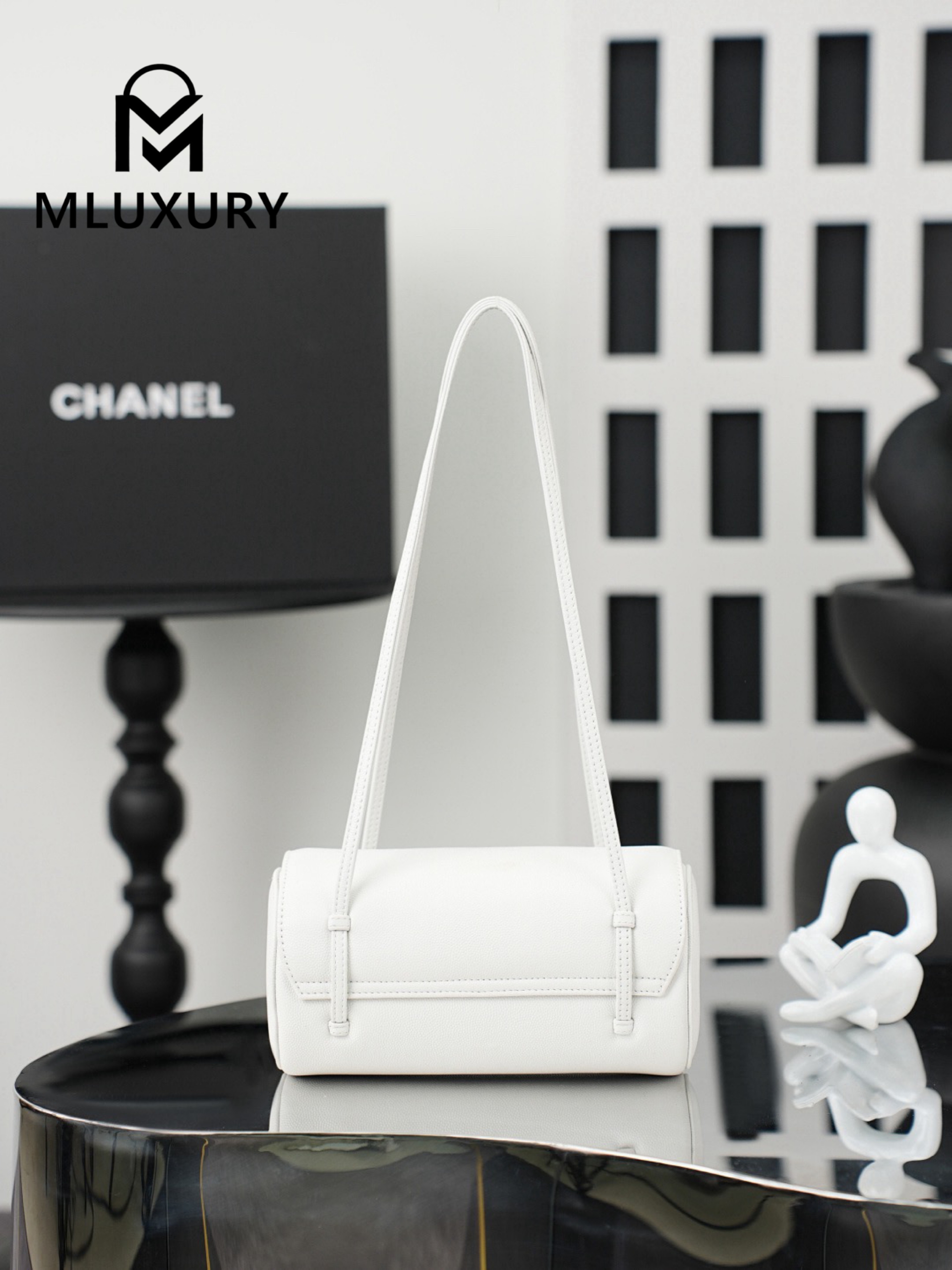 CHANEL 26P Preppy Coco, Milkshake White