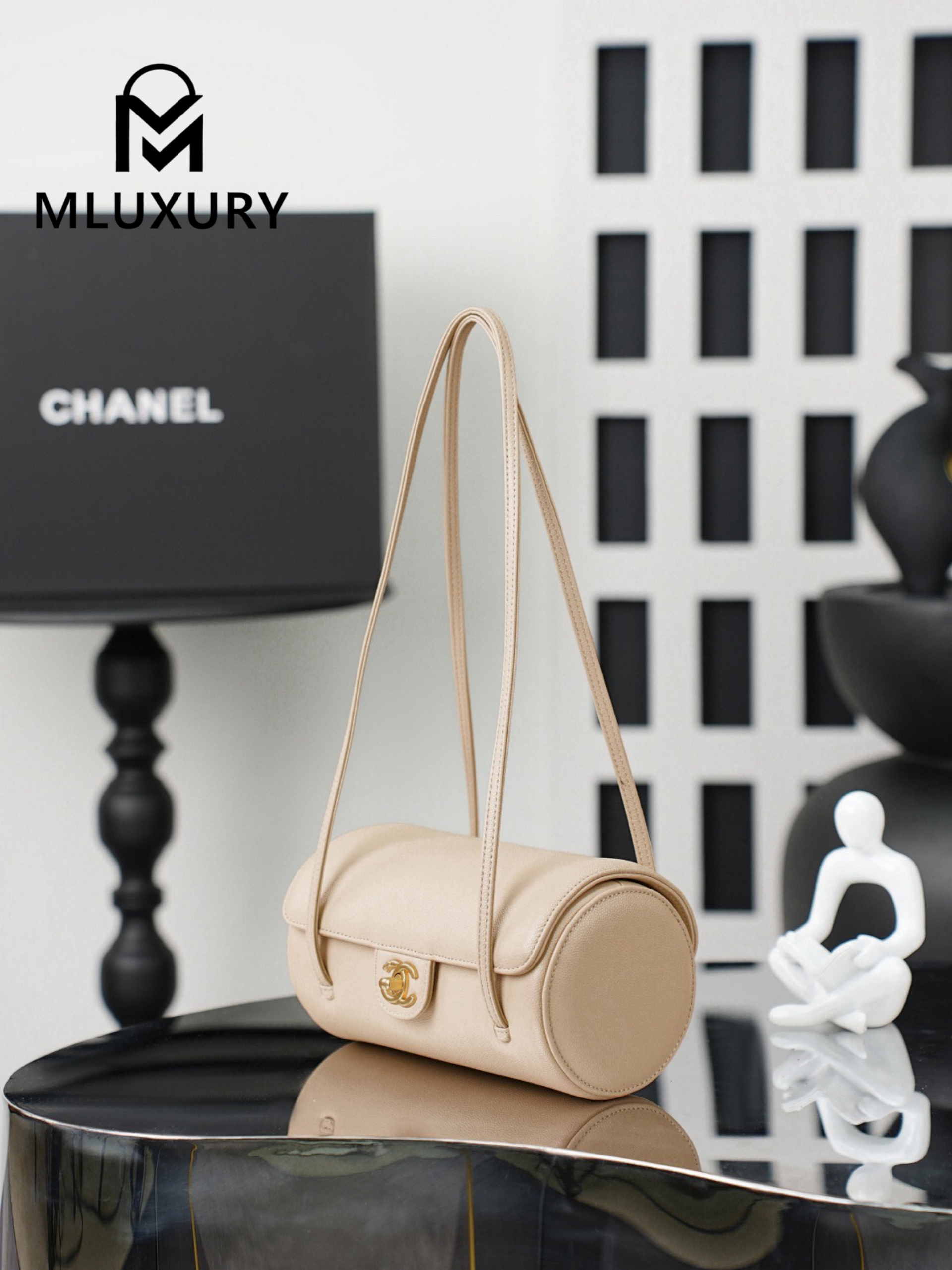 CHANEL 26P Preppy Coco, Apricot