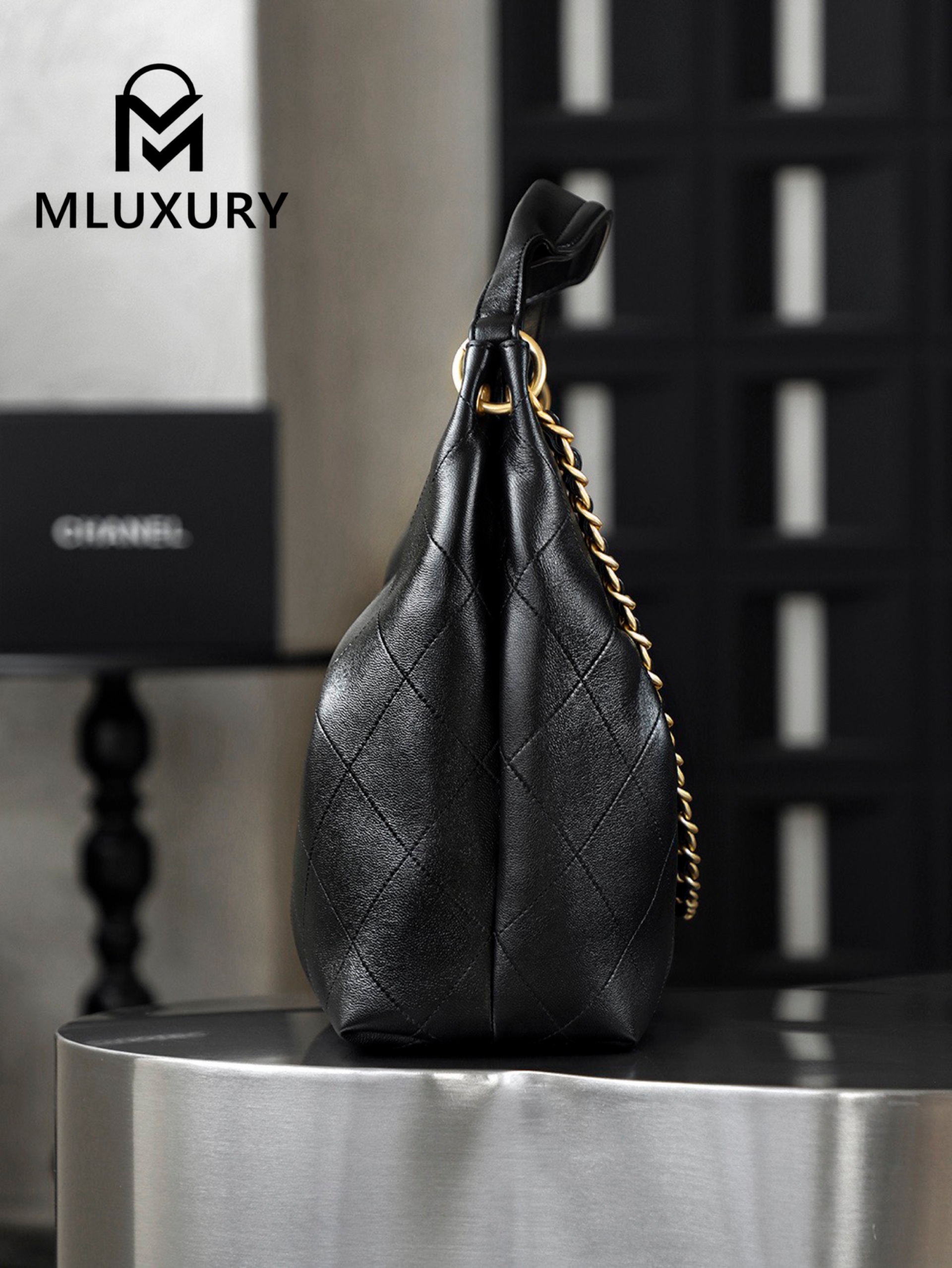 CHANEL 26C Maxi Hippie Hobo Large