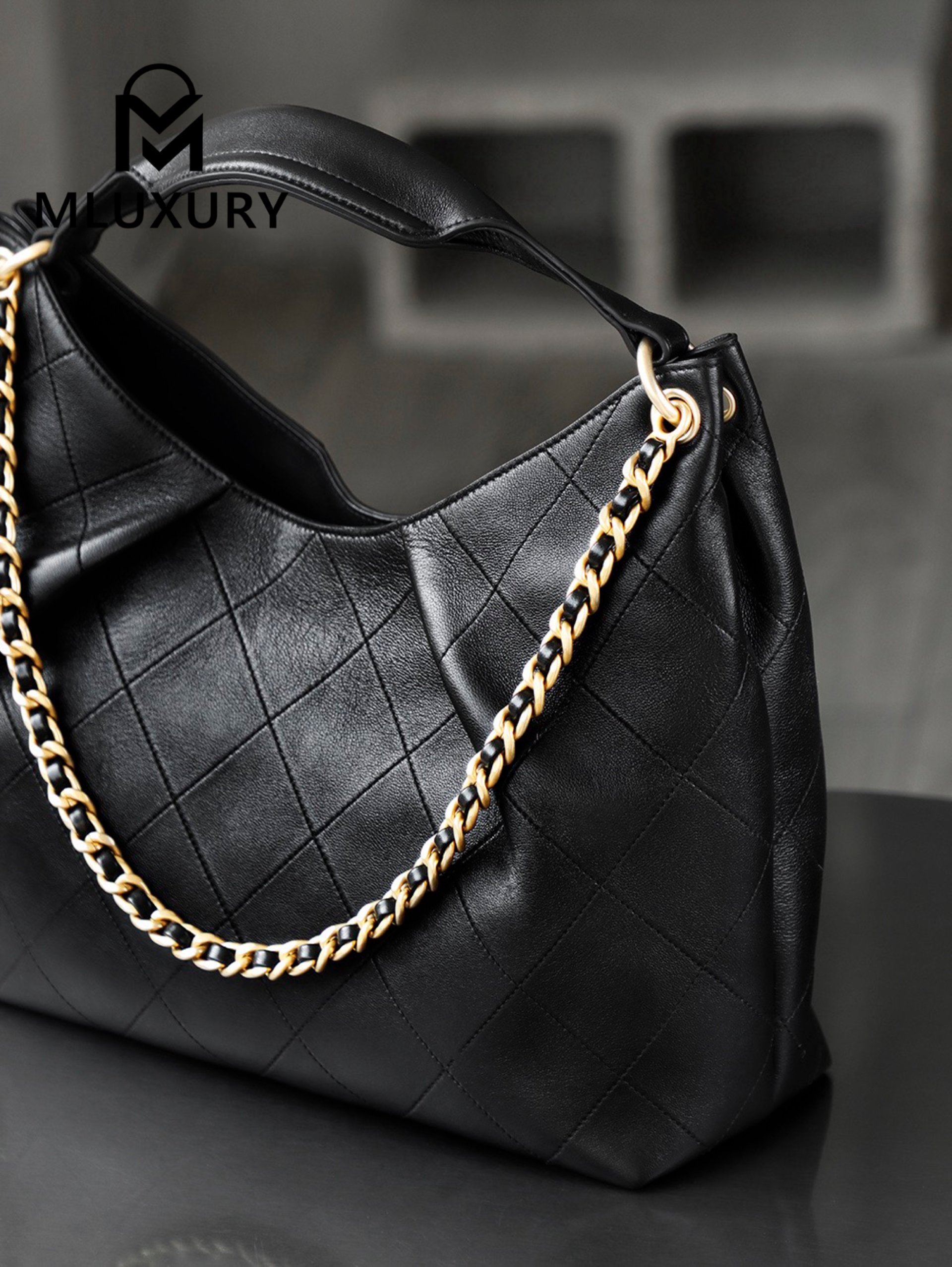 CHANEL 26C Maxi Hippie Hobo Large