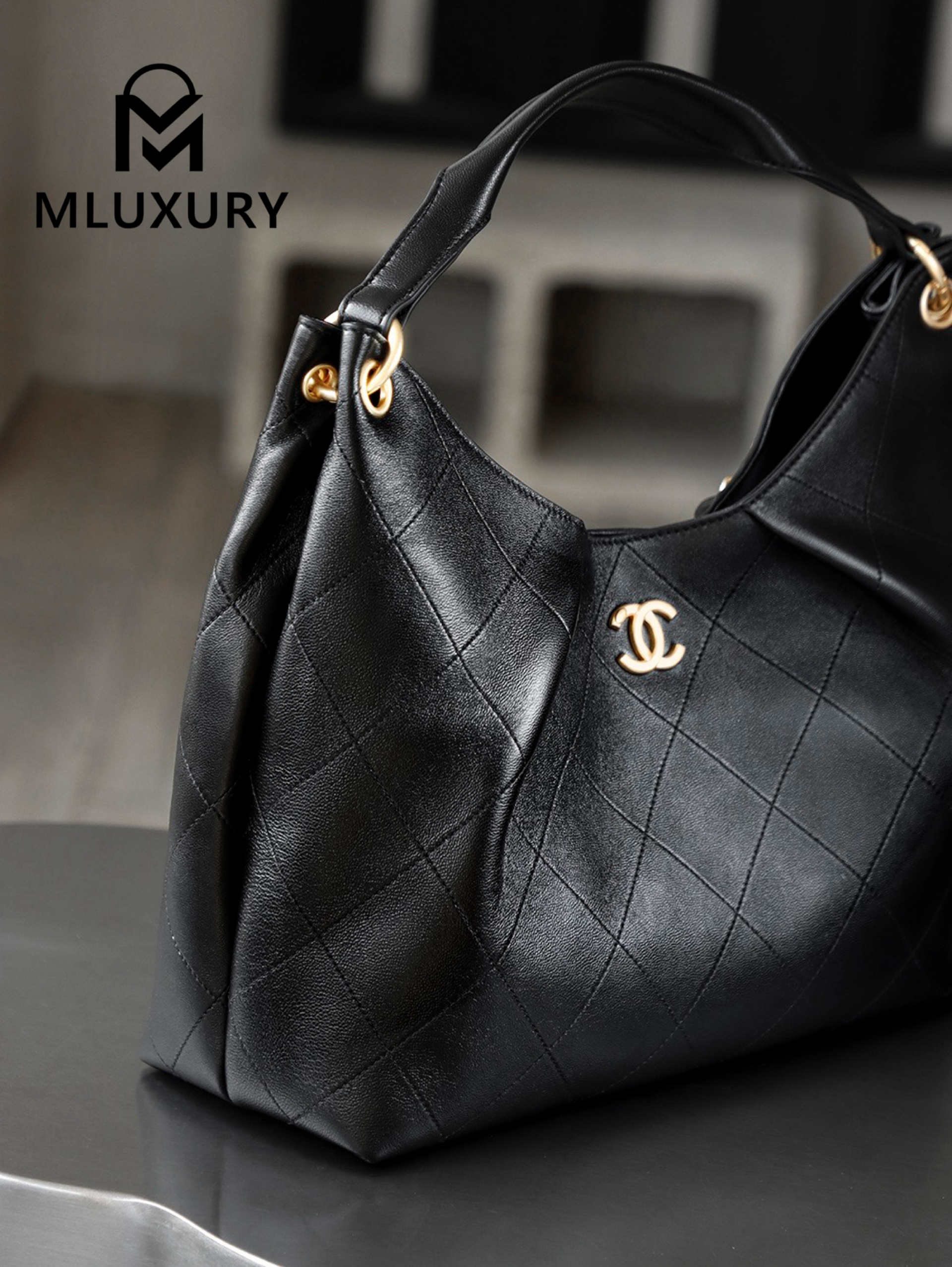 CHANEL 26C Maxi Hippie Hobo Large