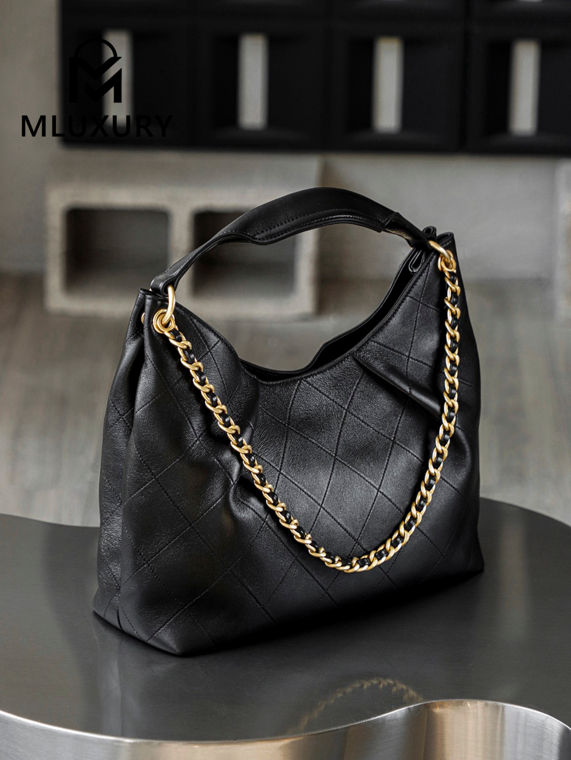 CHANEL 26C Maxi Hippie Hobo Large