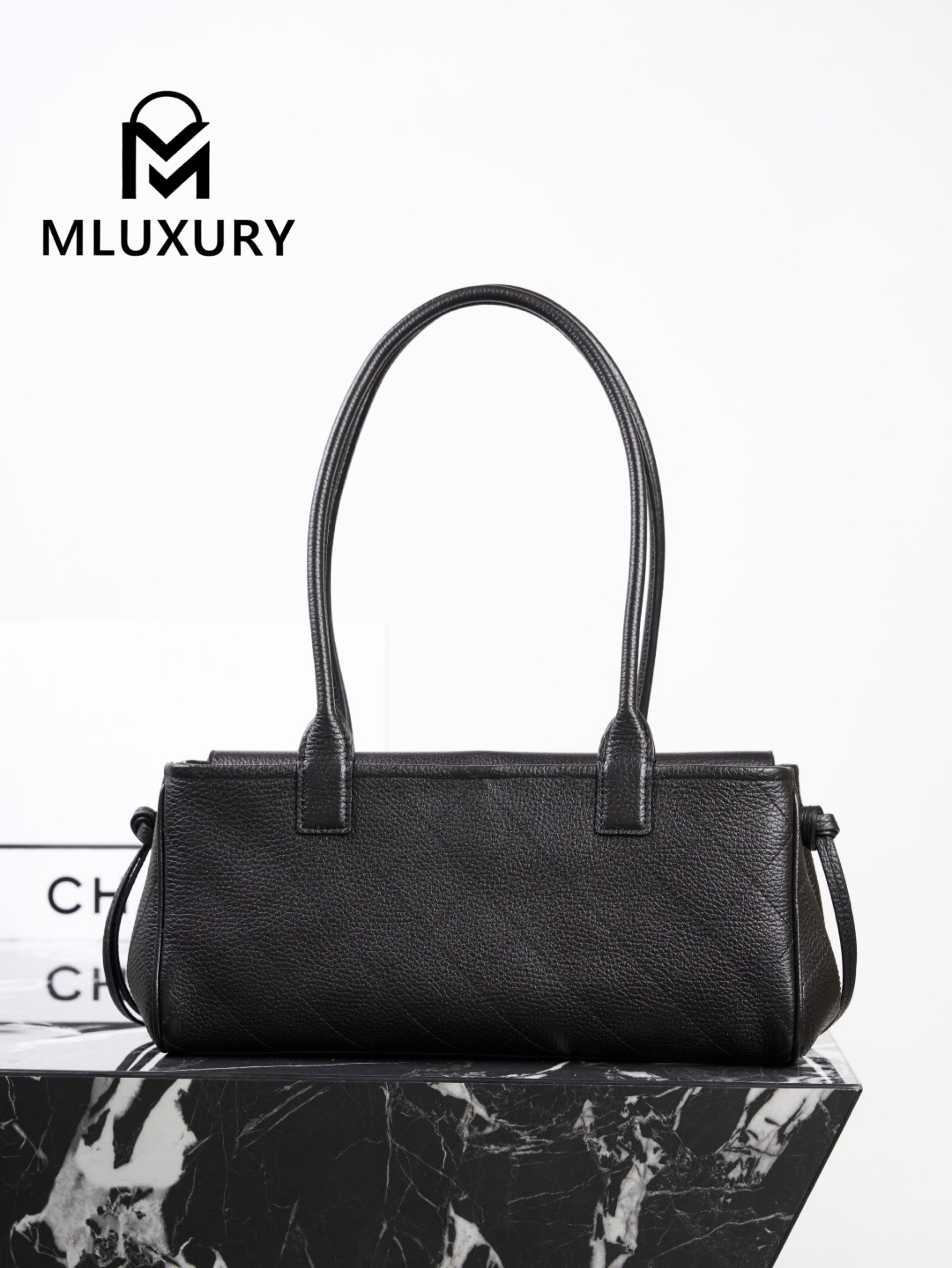 CHANEL 26S Baguette, Black