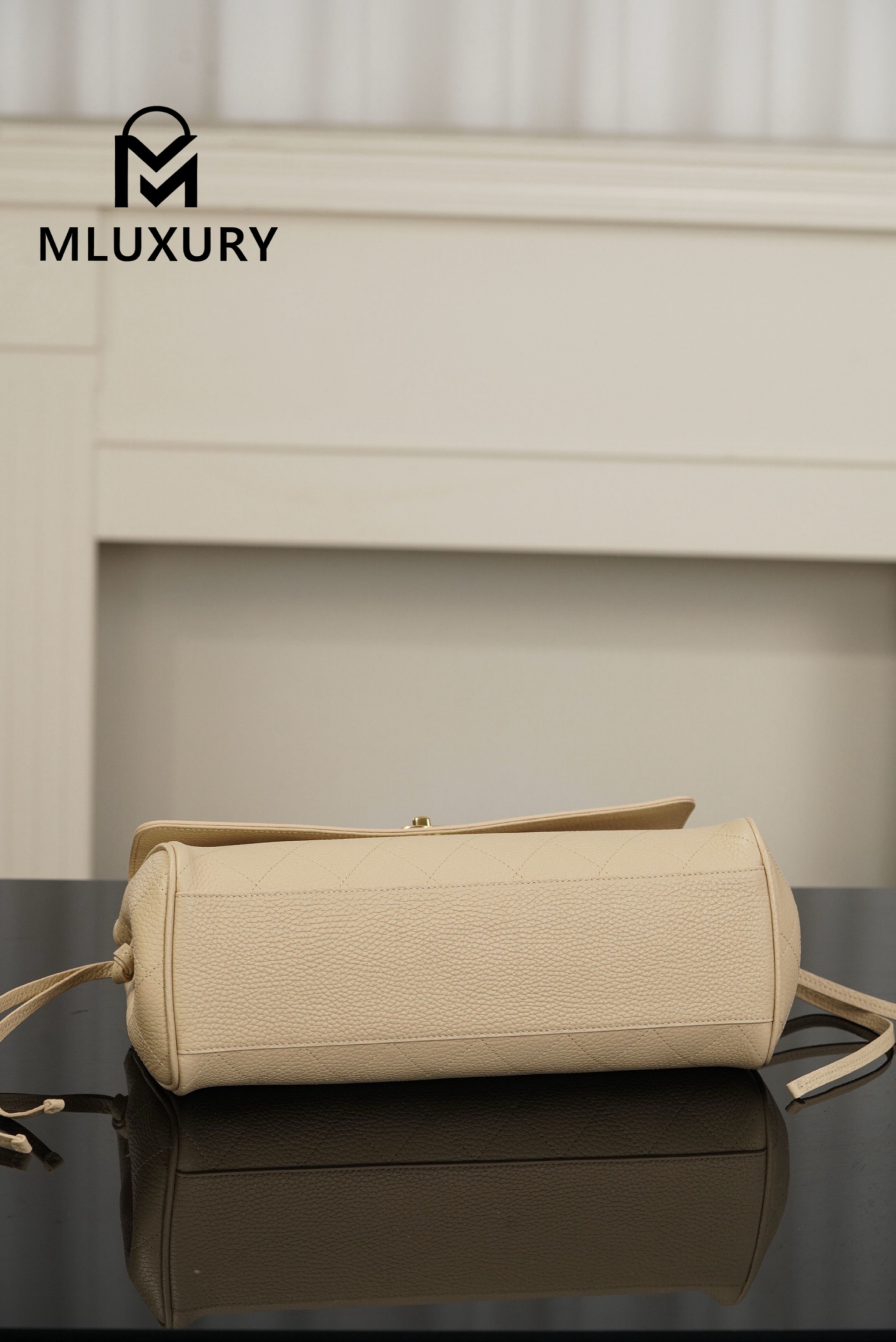 CHANEL 26S Baguette, Apricot