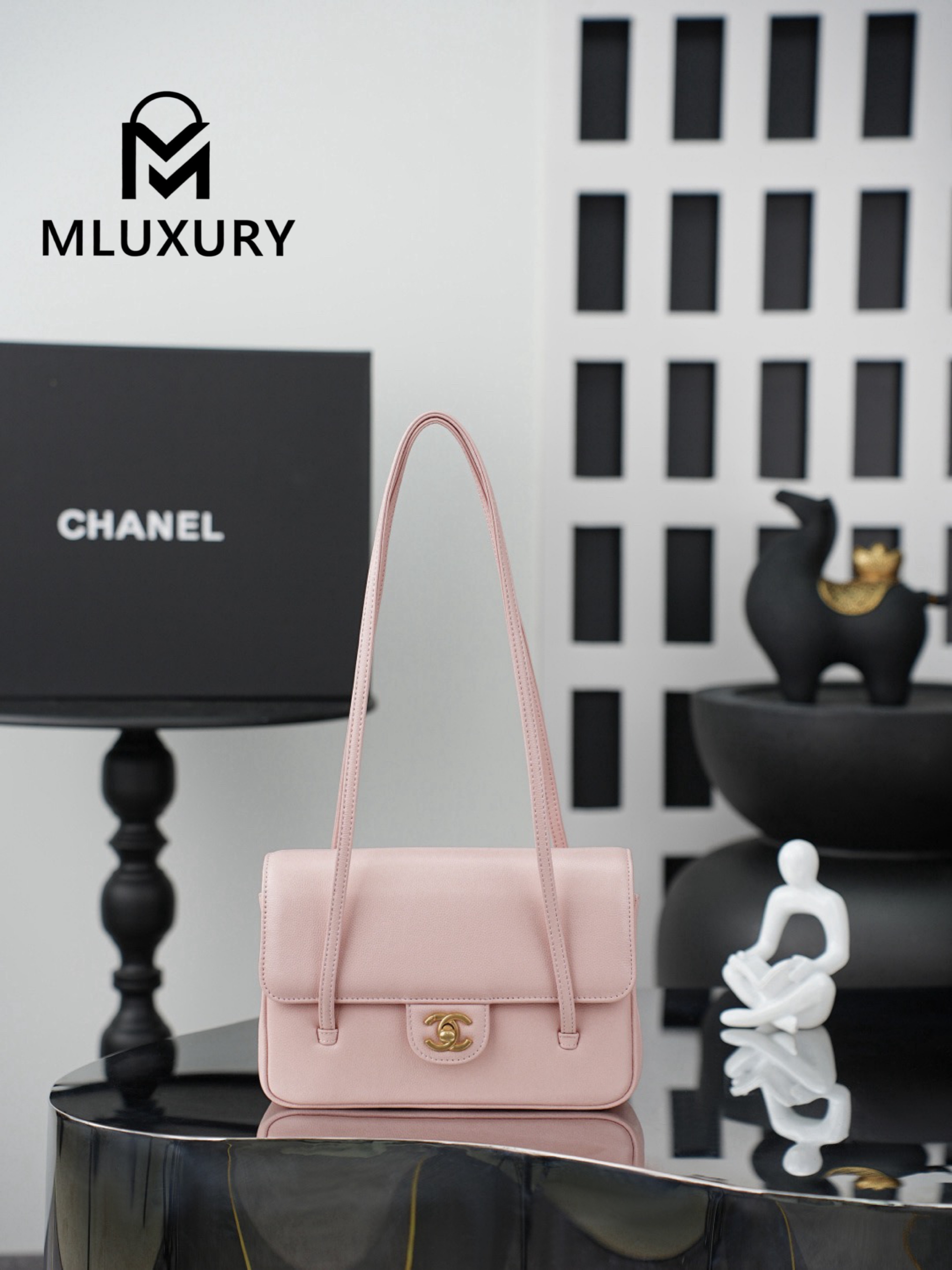 CHANEL 26P Preppy Coco, Cherry Blossom Pink