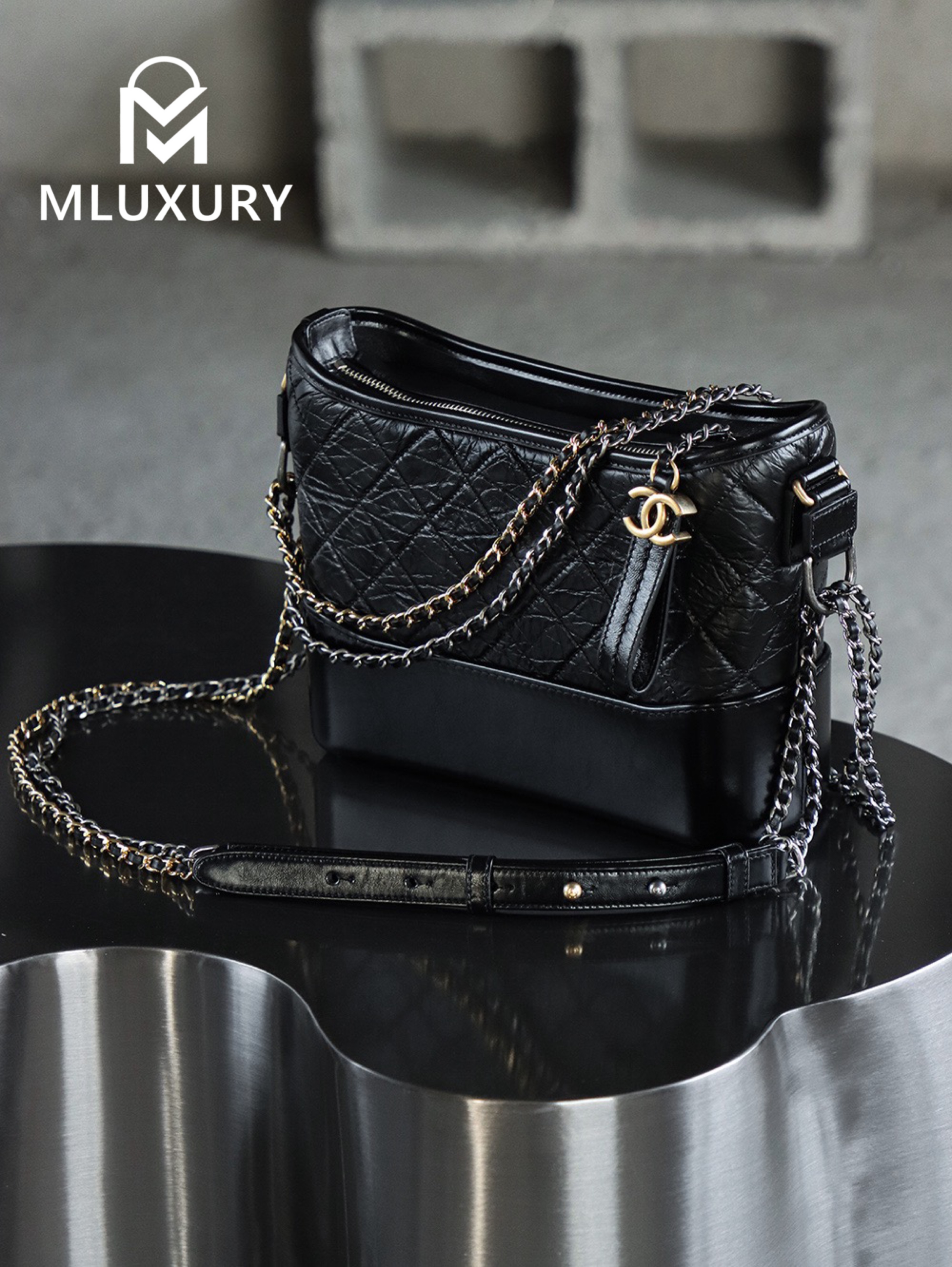 CHANEL Gabrielle HoBo Medium