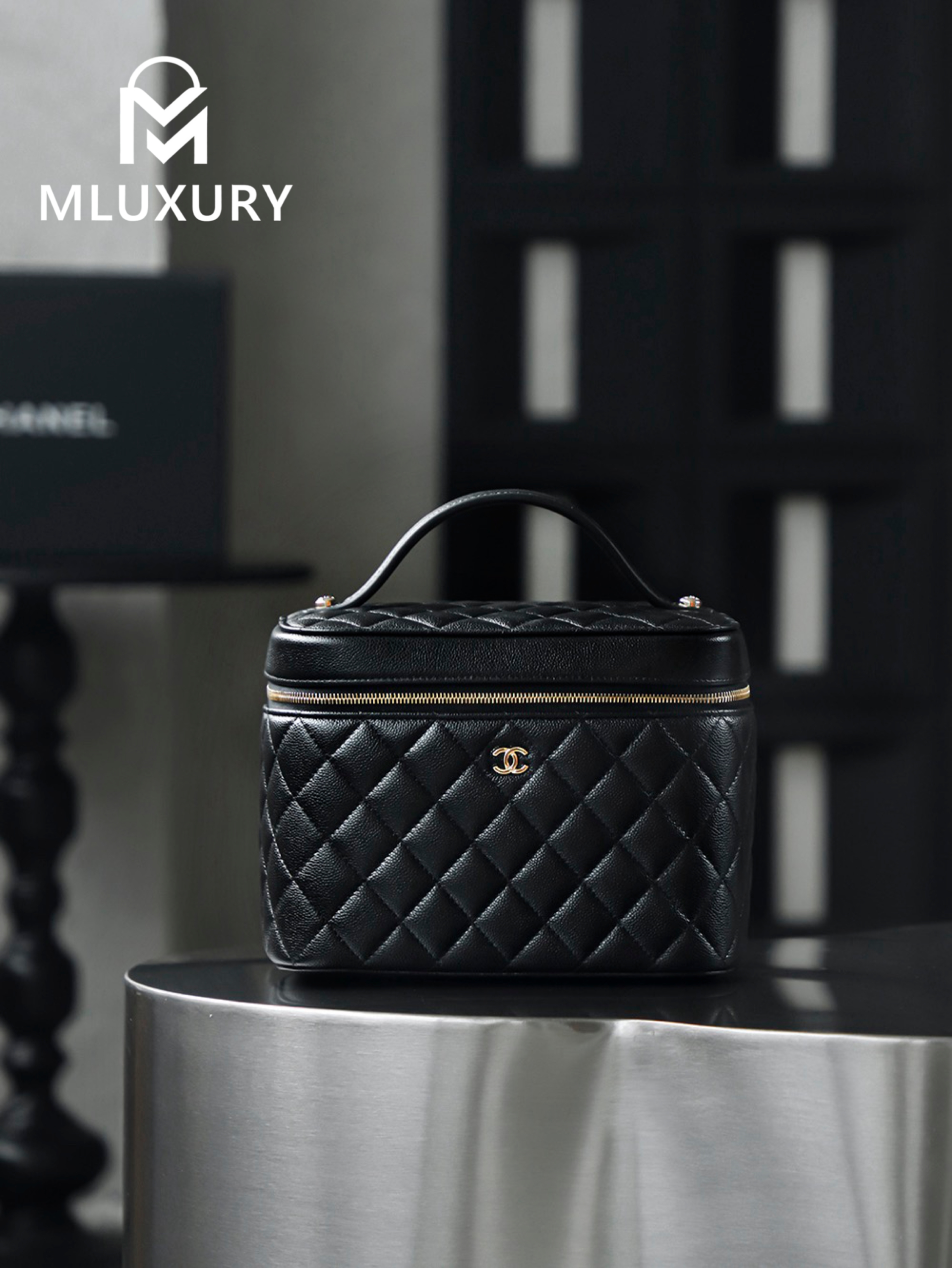 CHANEL 25S Toiletry Bag