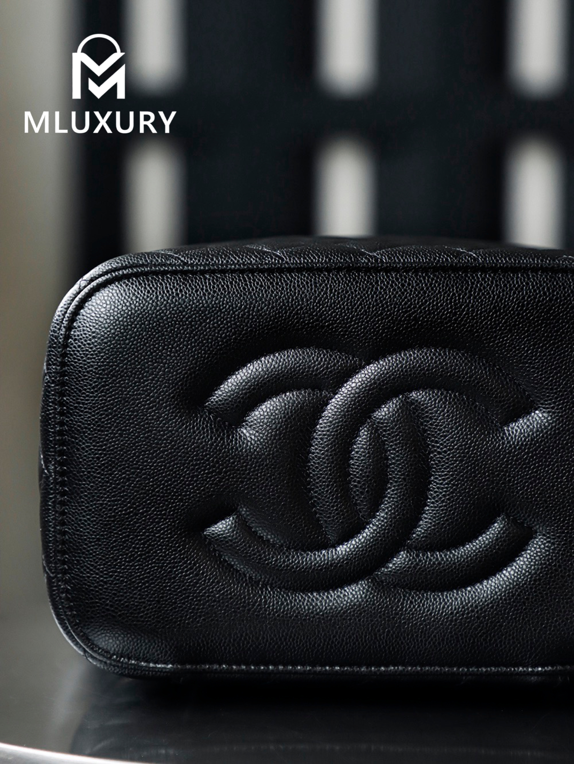 CHANEL 25S Toiletry Bag