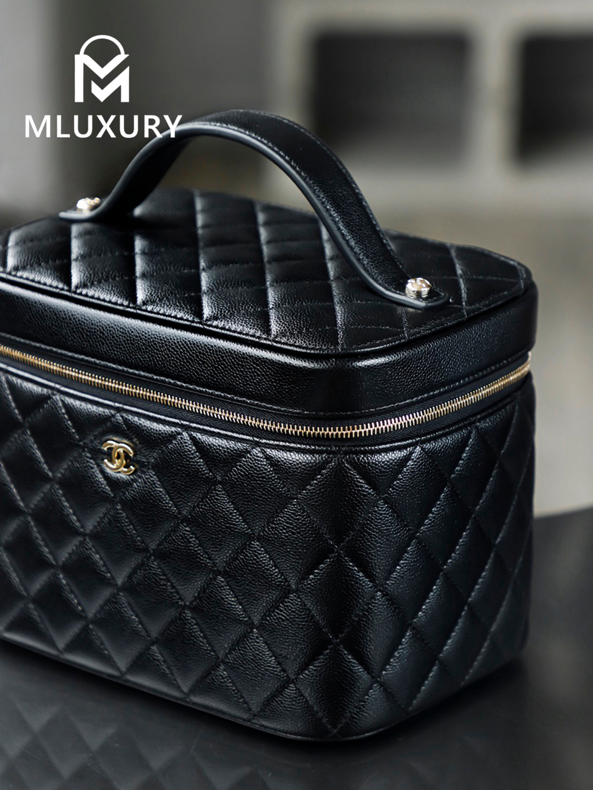 CHANEL 25S Toiletry Bag