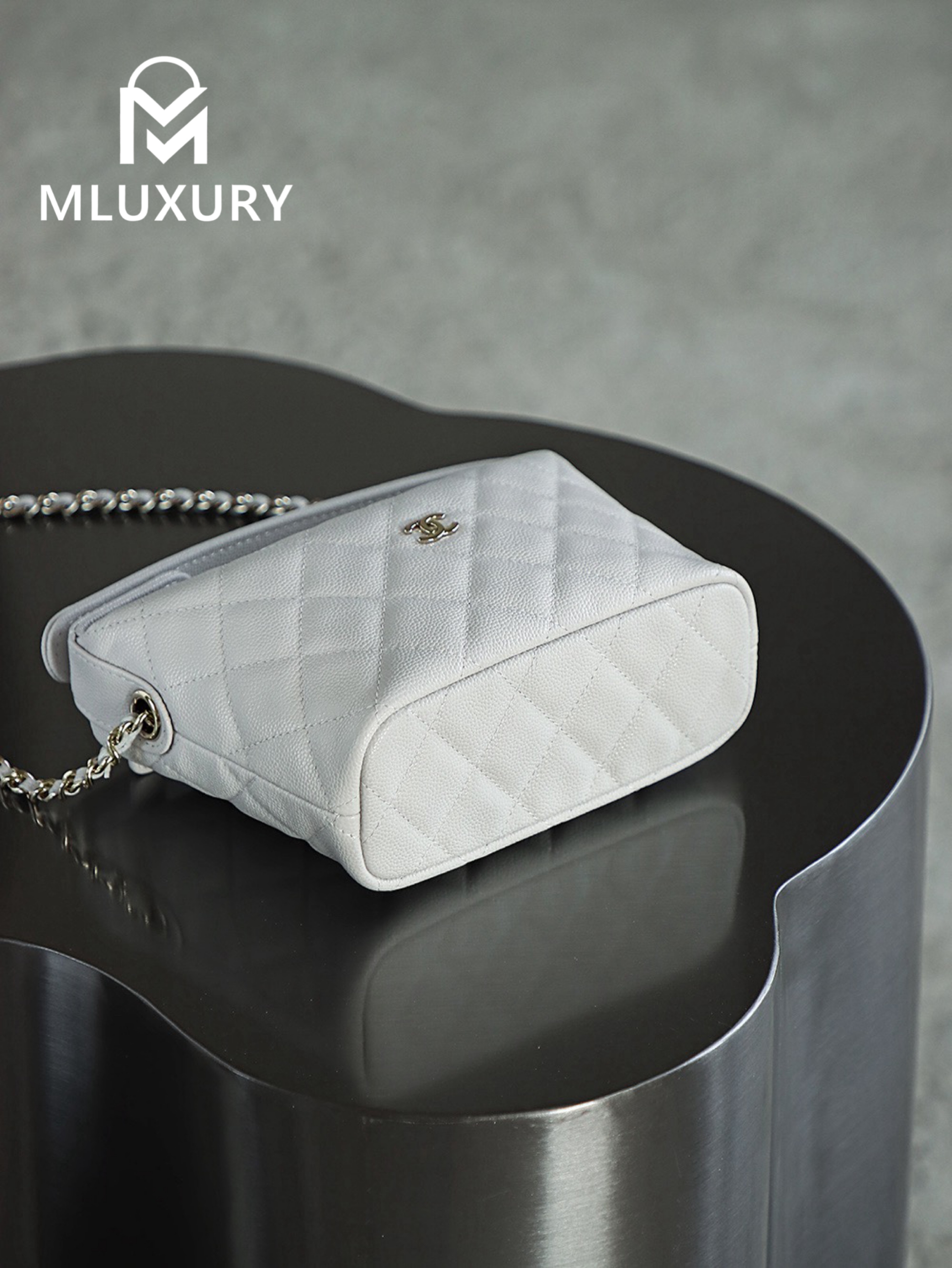 CHANEL 25C LP Lunch Box Bag, White