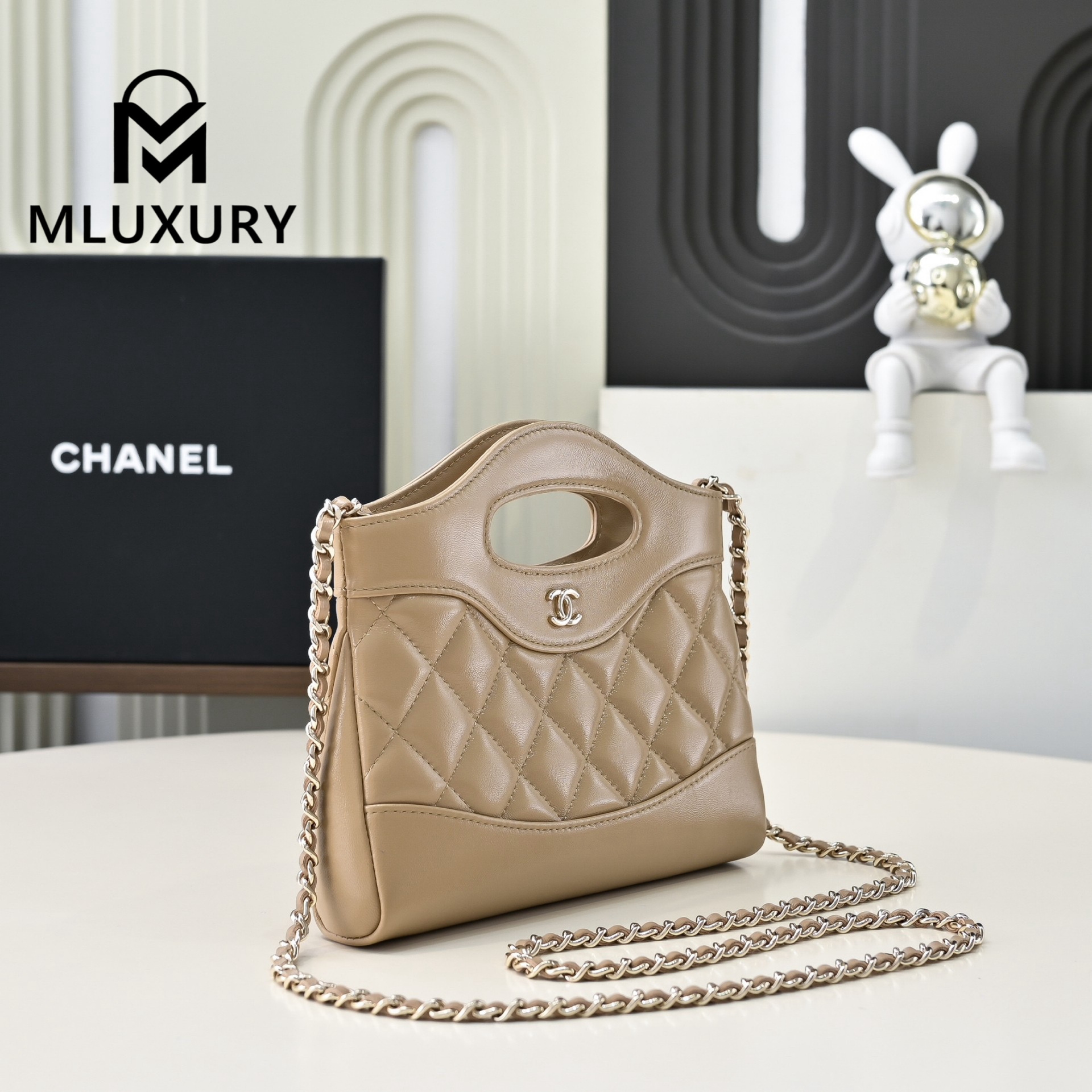 CHANEL 24S 31bag nano, Milk Tea Apricot