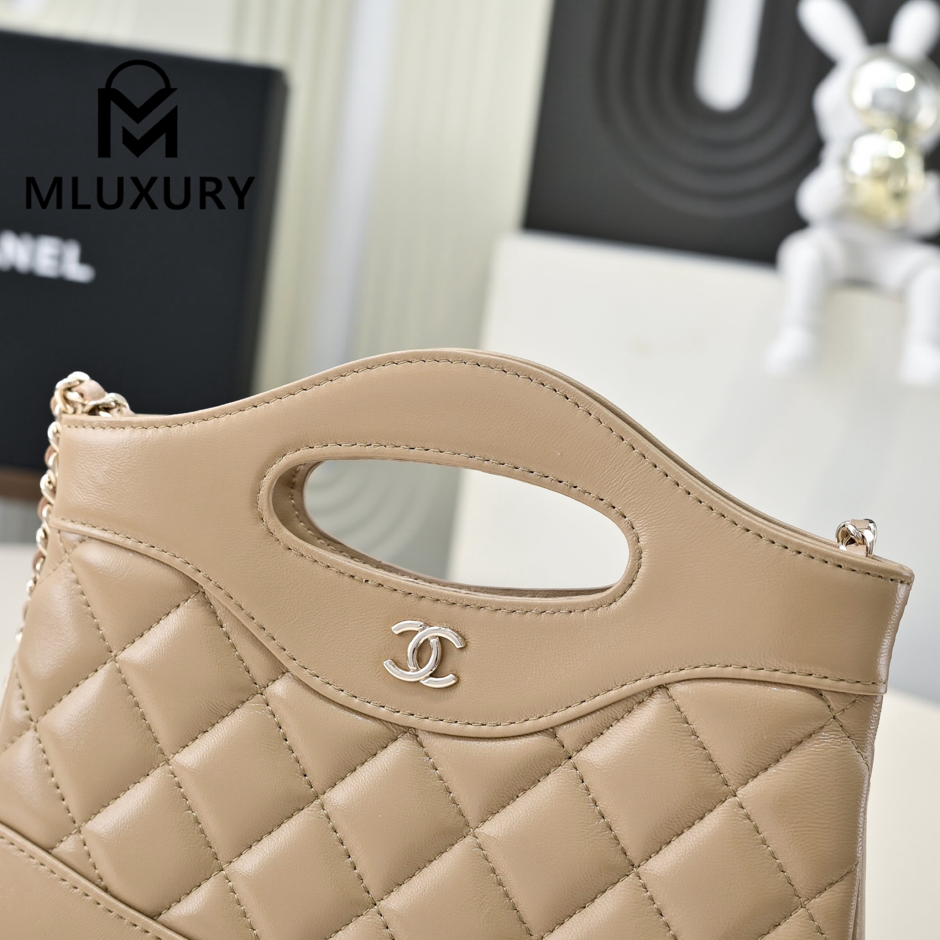 CHANEL 24S 31bag nano, Milk Tea Apricot