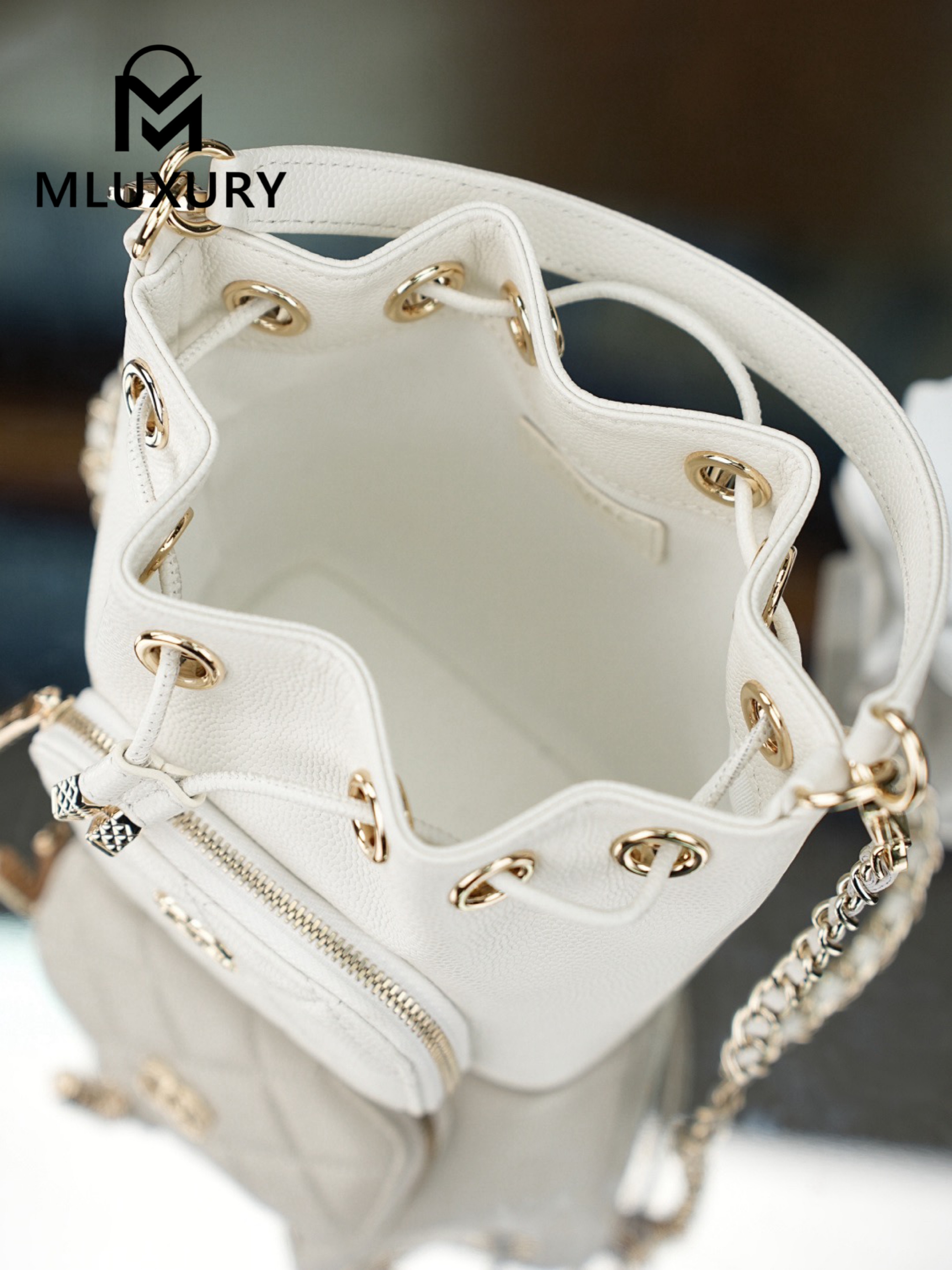 CHANEL 25B mini chain drawstring bucket bag, White