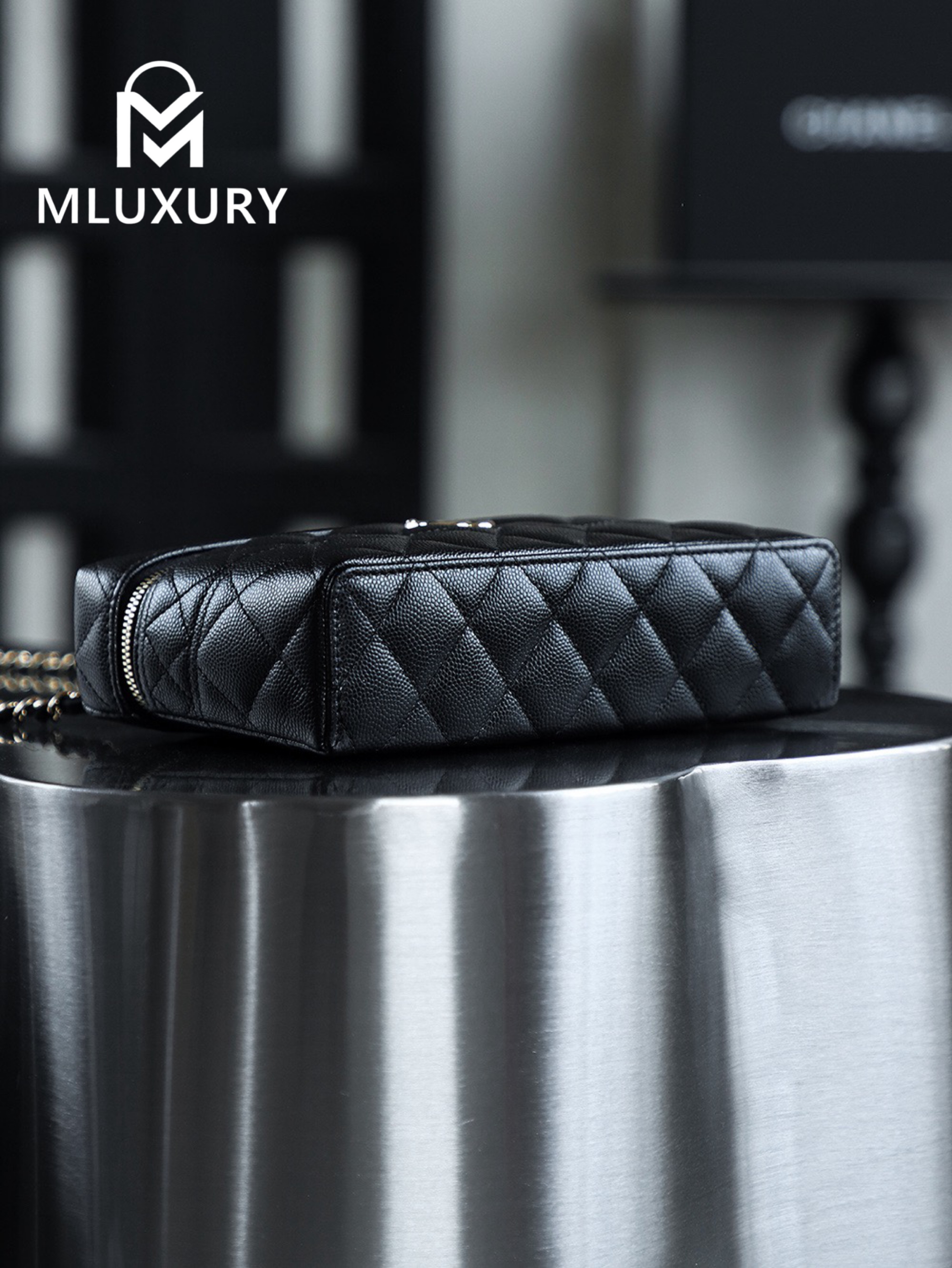 CHANEL 25C LP Box Bag, Black