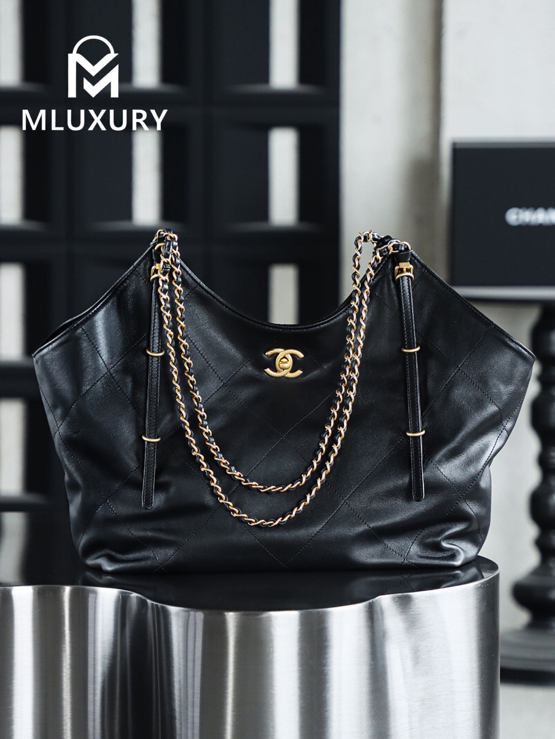 CHANEL 25S Tote Shopping Bag (Small)