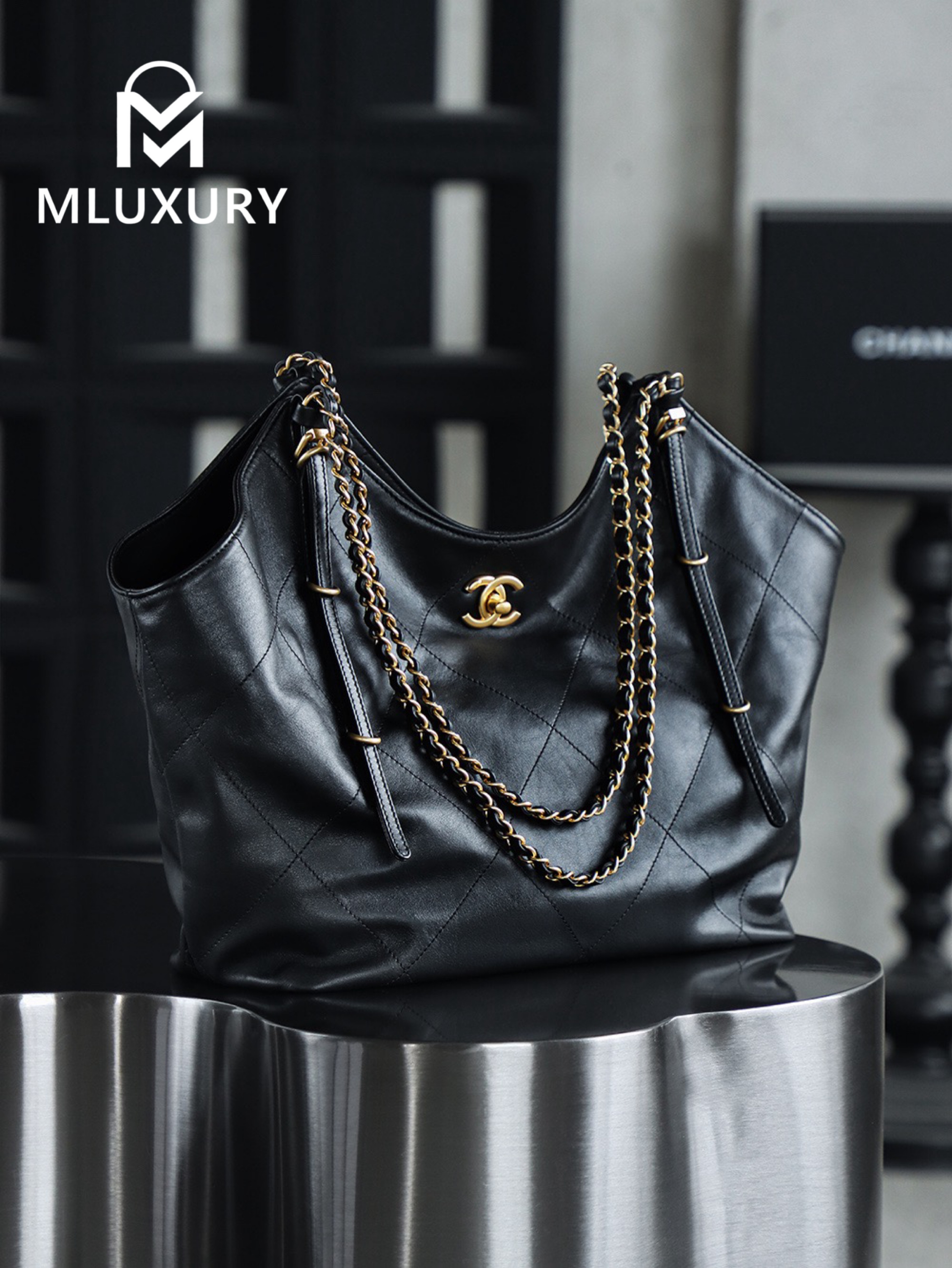 CHANEL 25S Tote Shopping Bag (Small)