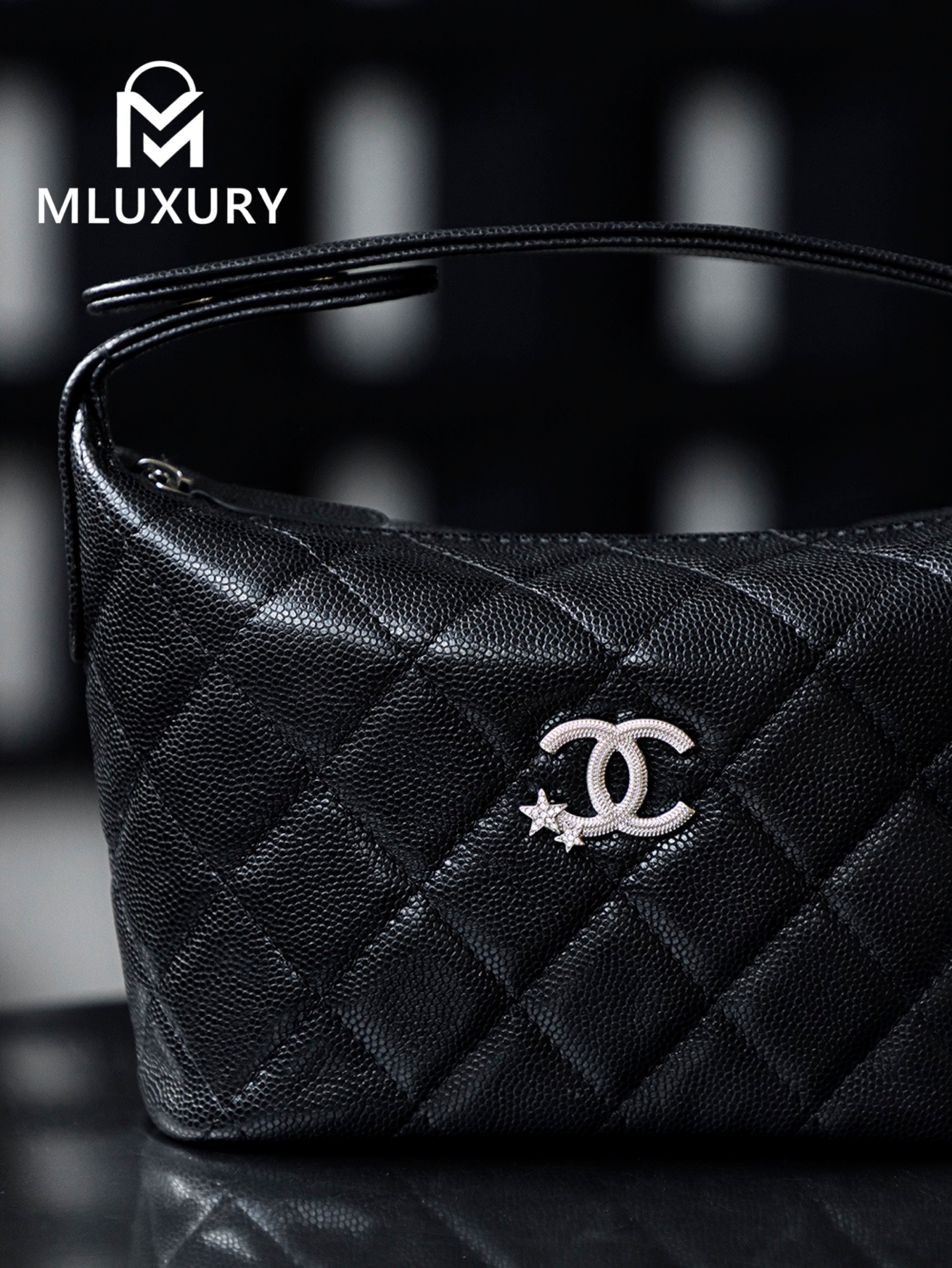 CHANEL 25B Star Lunchbox Bag