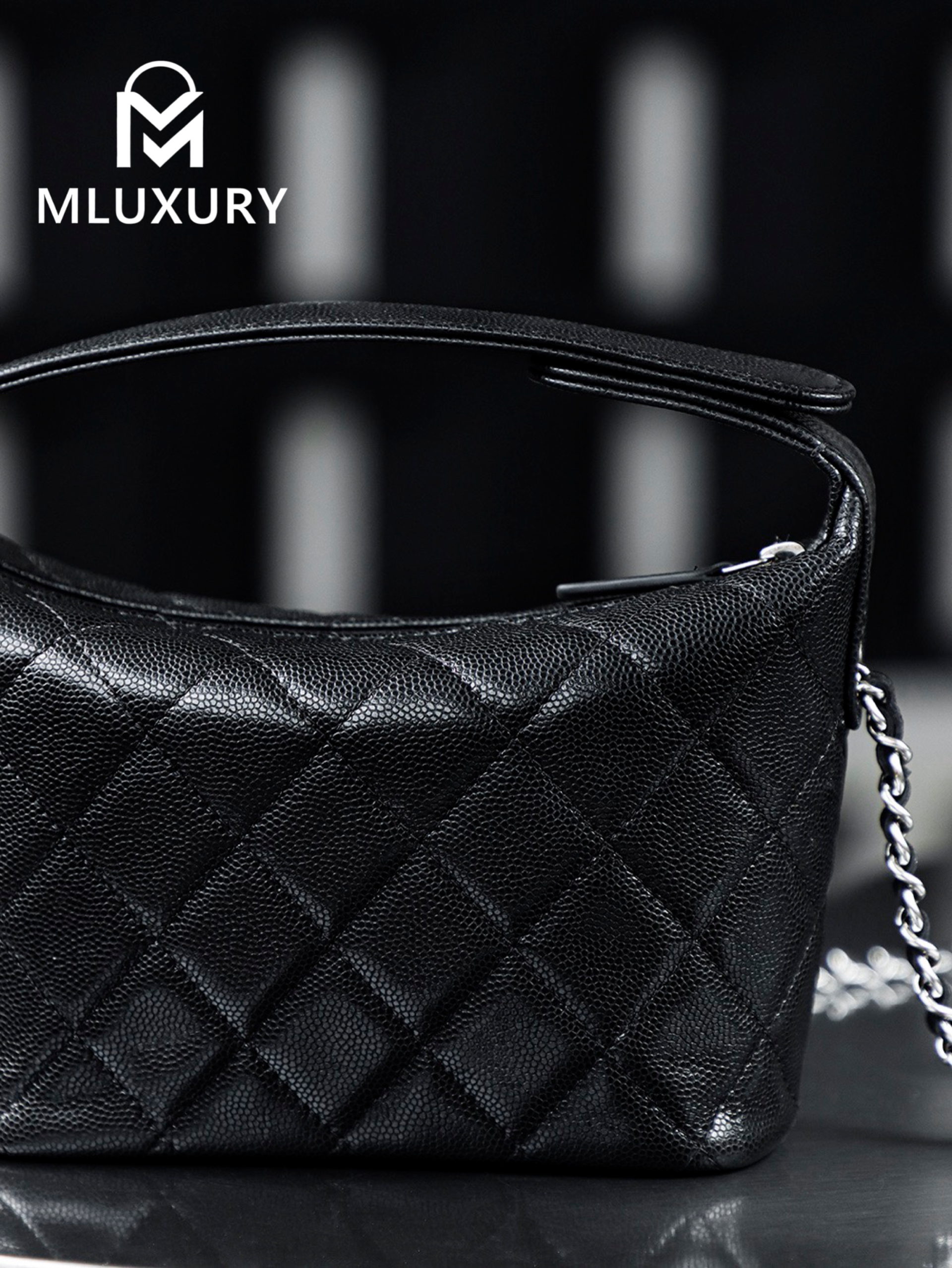 CHANEL 25B Star Lunchbox Bag