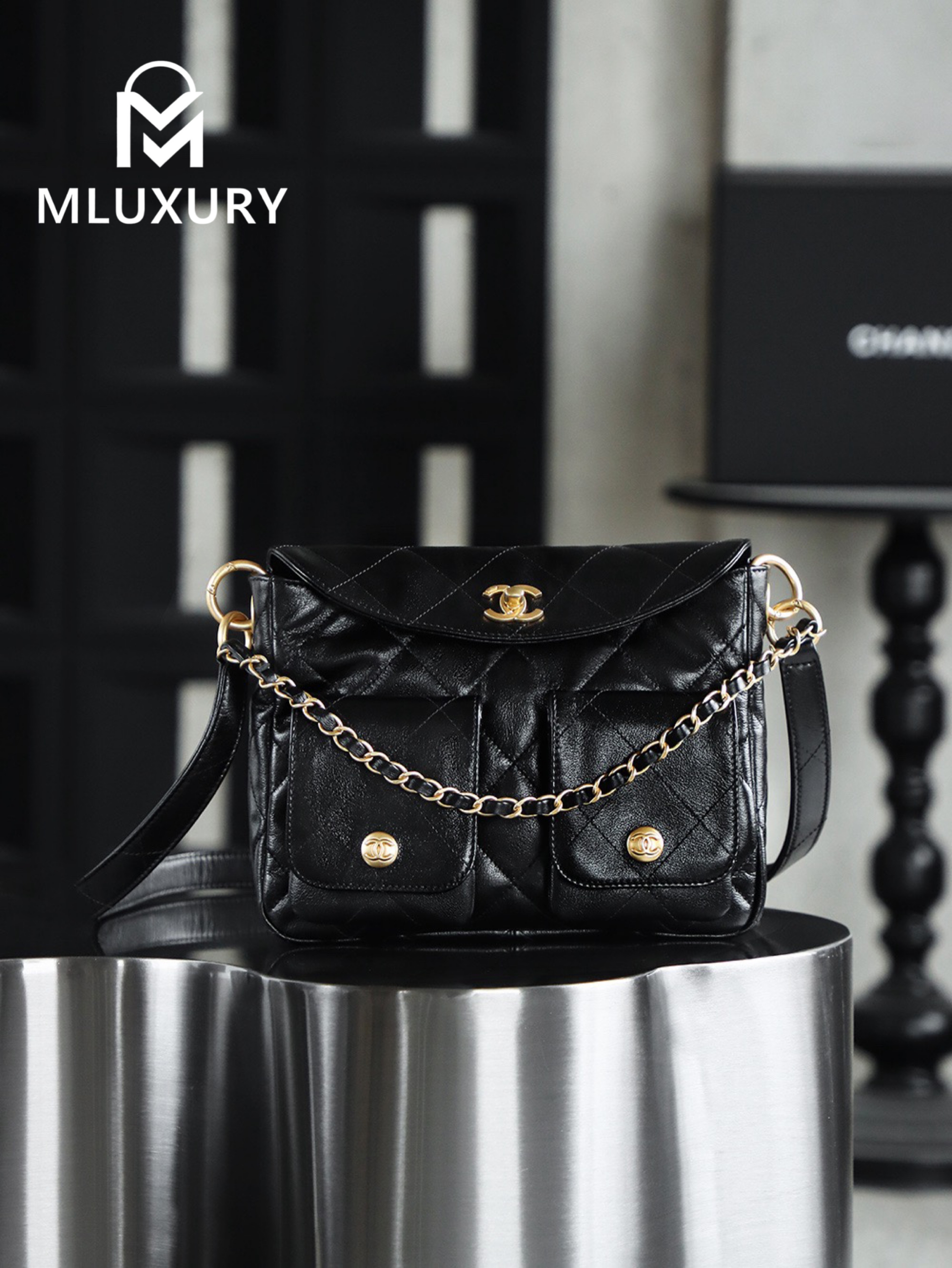 CHANEL 24P Messenger Hobo Small