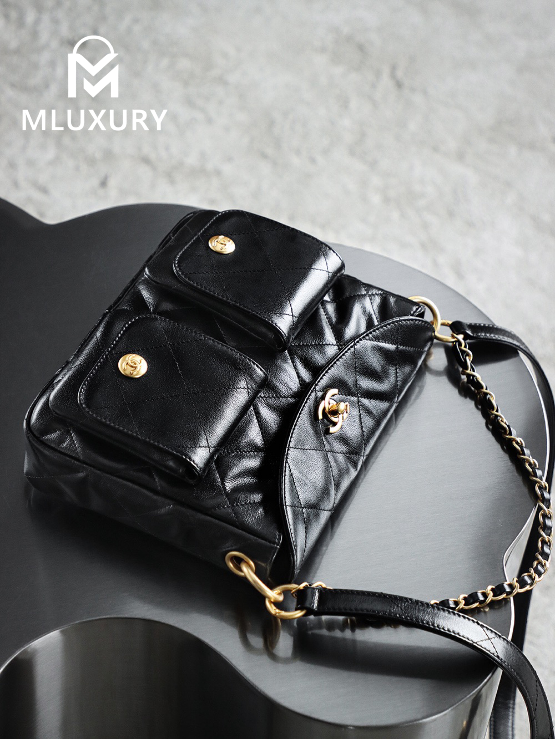 CHANEL 24P Messenger Hobo Small