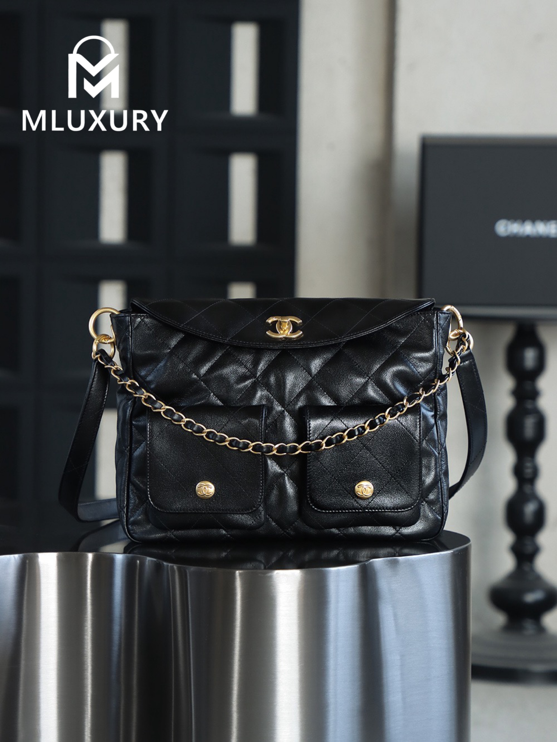 CHANEL 24P Messenger Hobo Large