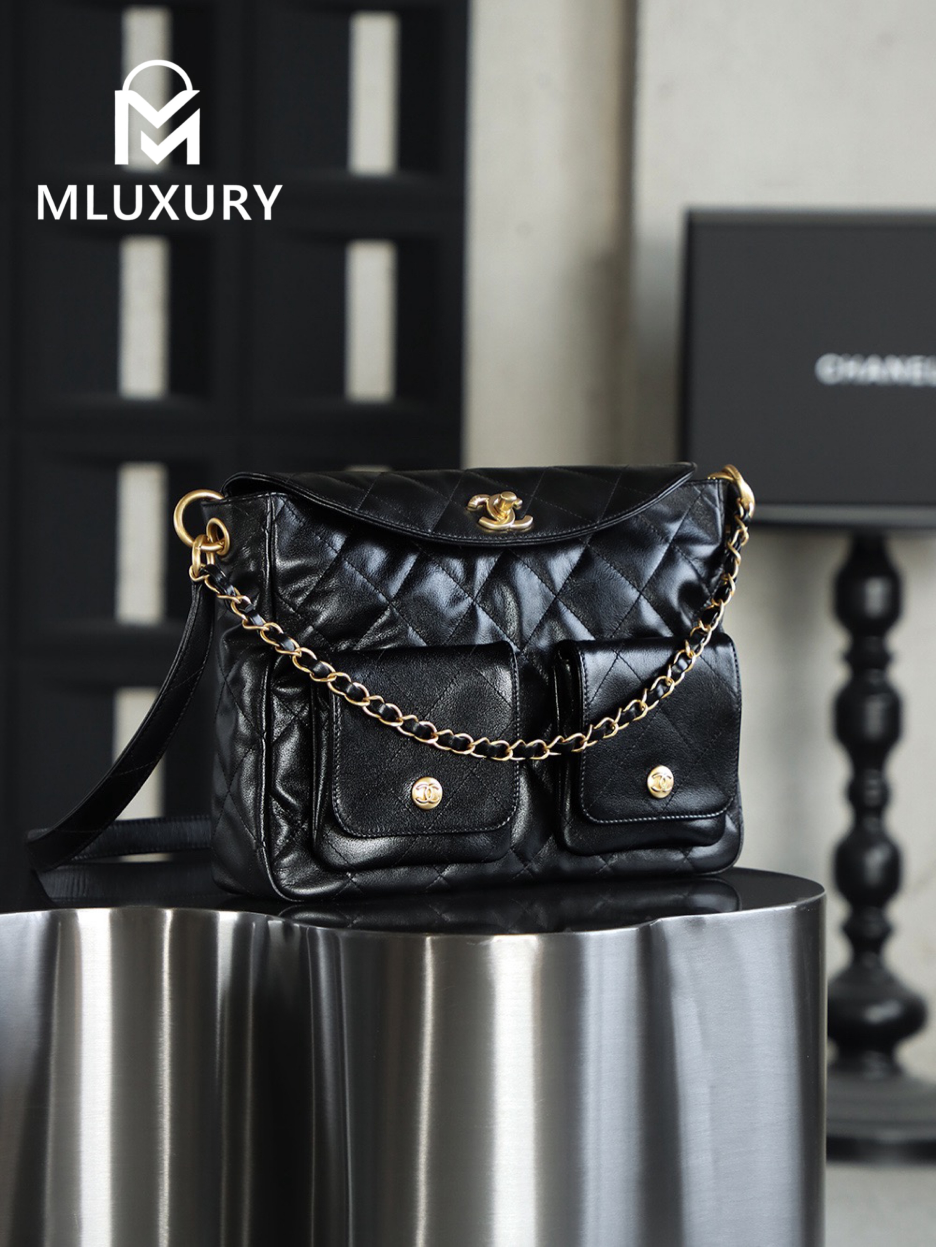 CHANEL 24P Messenger Hobo Large