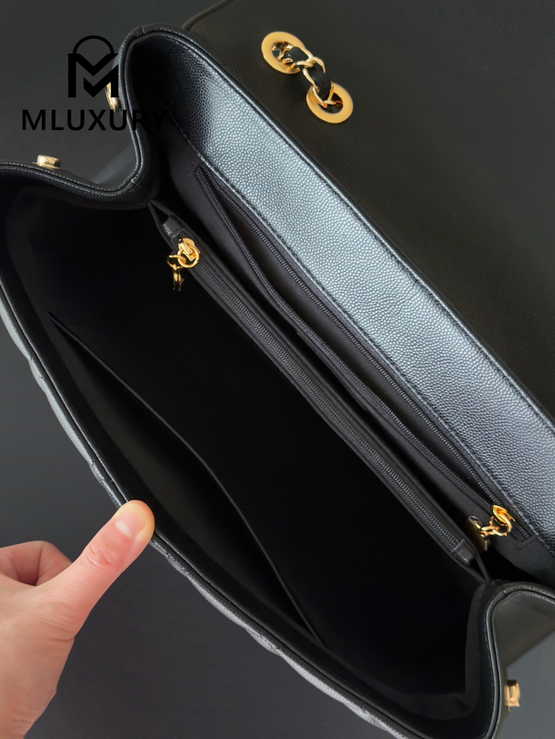 CHANEL Vintage bag, Black