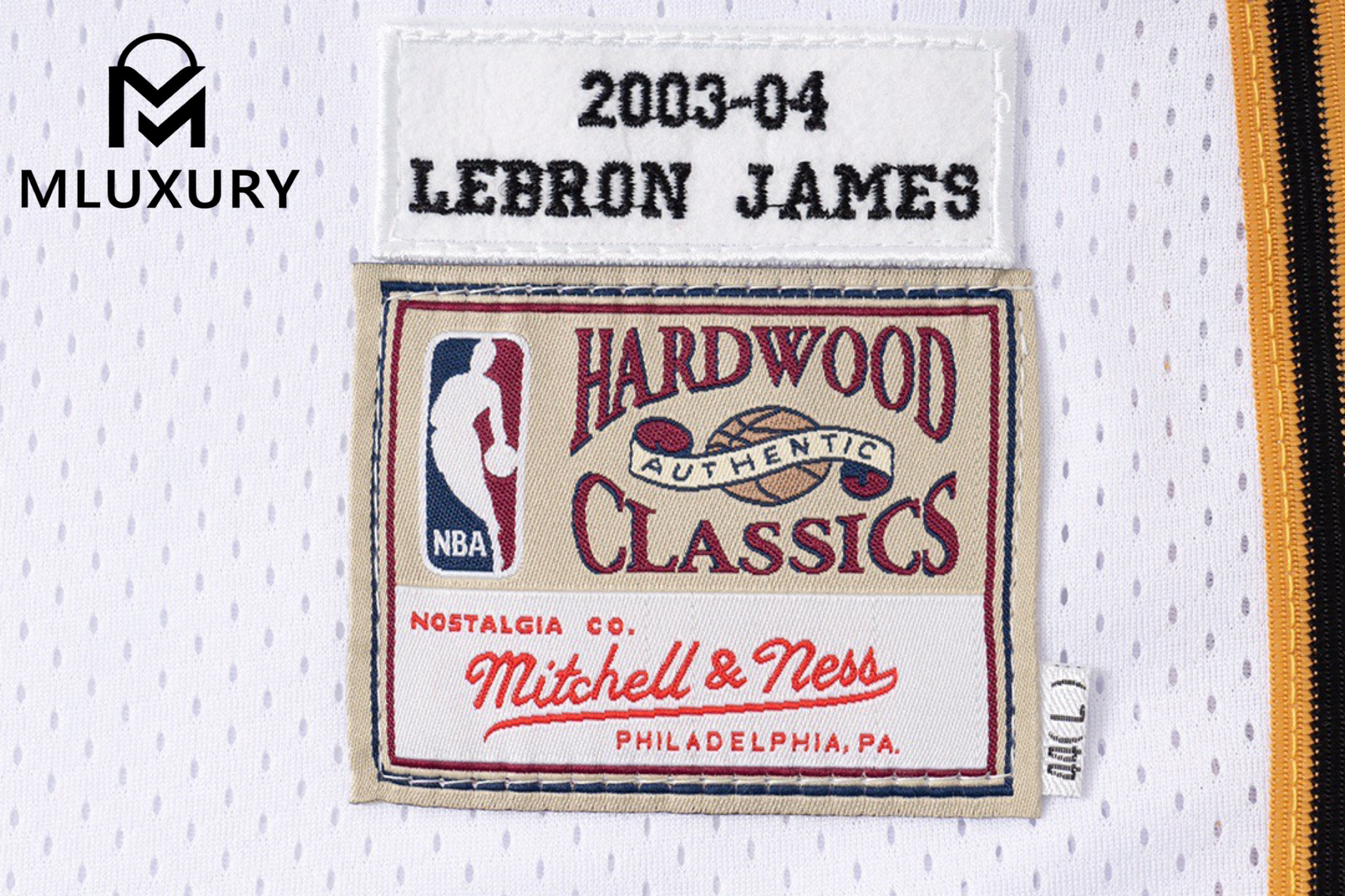 Mitchell & Ness NBA Cavaliers LeBron James NO.23 Ancient Embroidered Jersey AU Player Edition