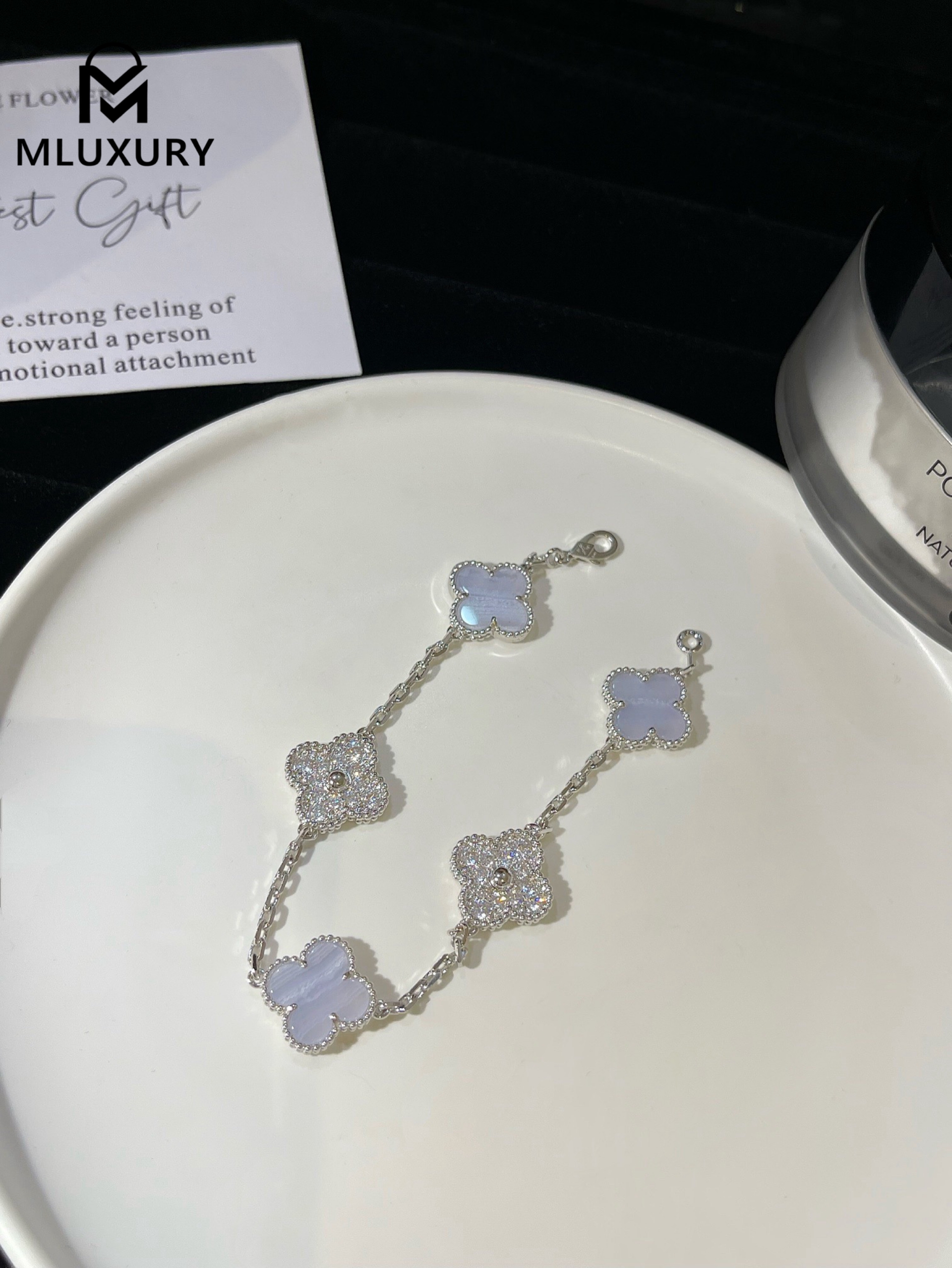 Van Cleef & Arpels Amethyst Natural Intercalated Diamond Five-Color Bracelet