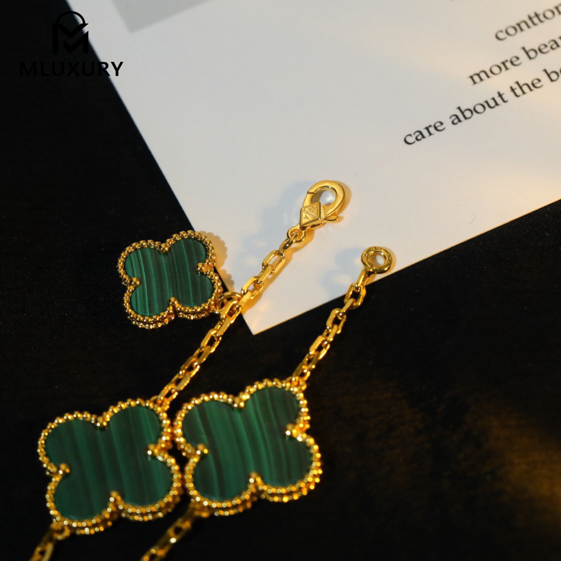 Van Cleef & Arpels Magic Irregular Pattern Four-Leaf Clover Bracelet