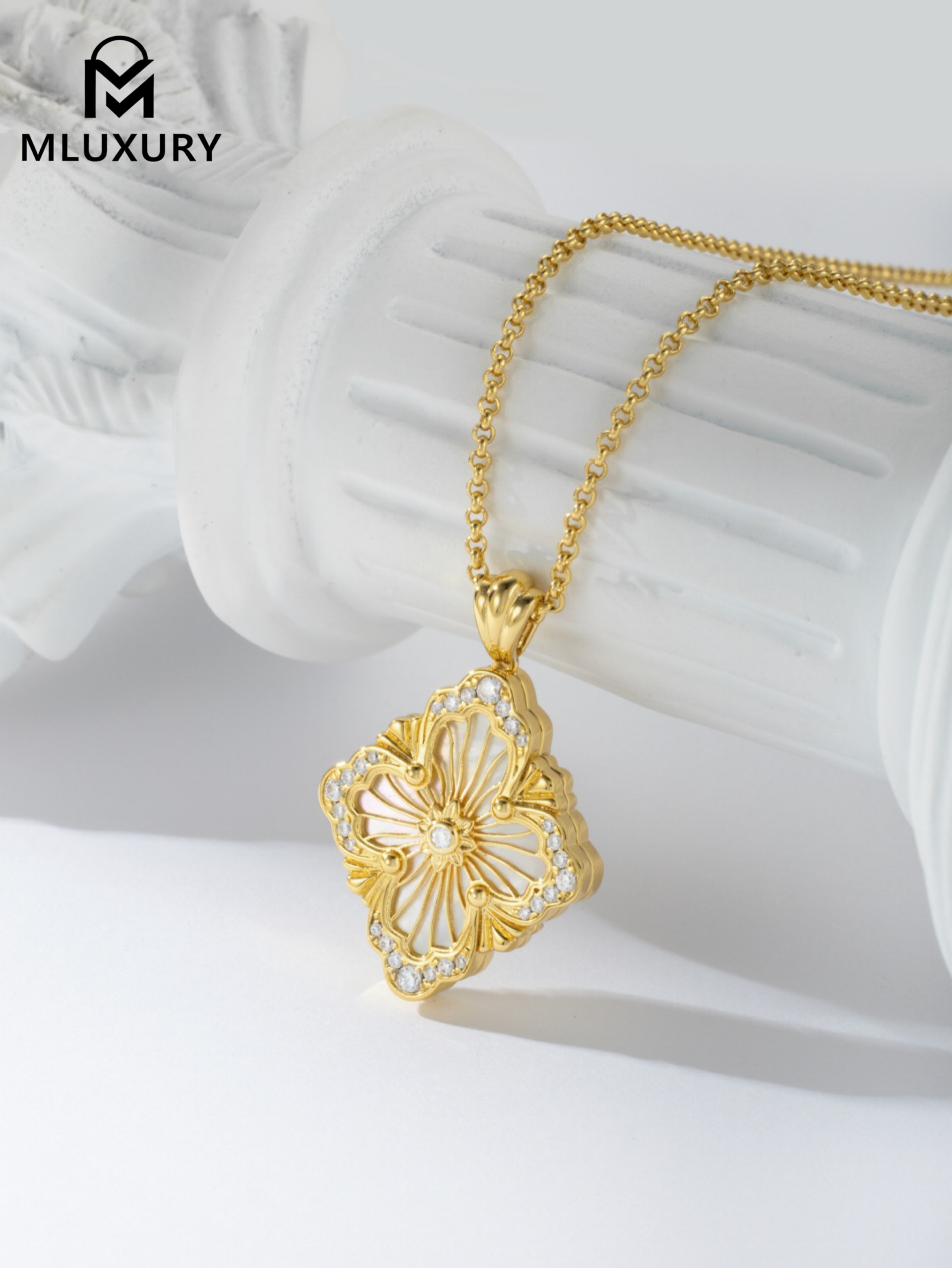 Buccellati Enamel White Mother-of-Pearl Necklace (Large Size)