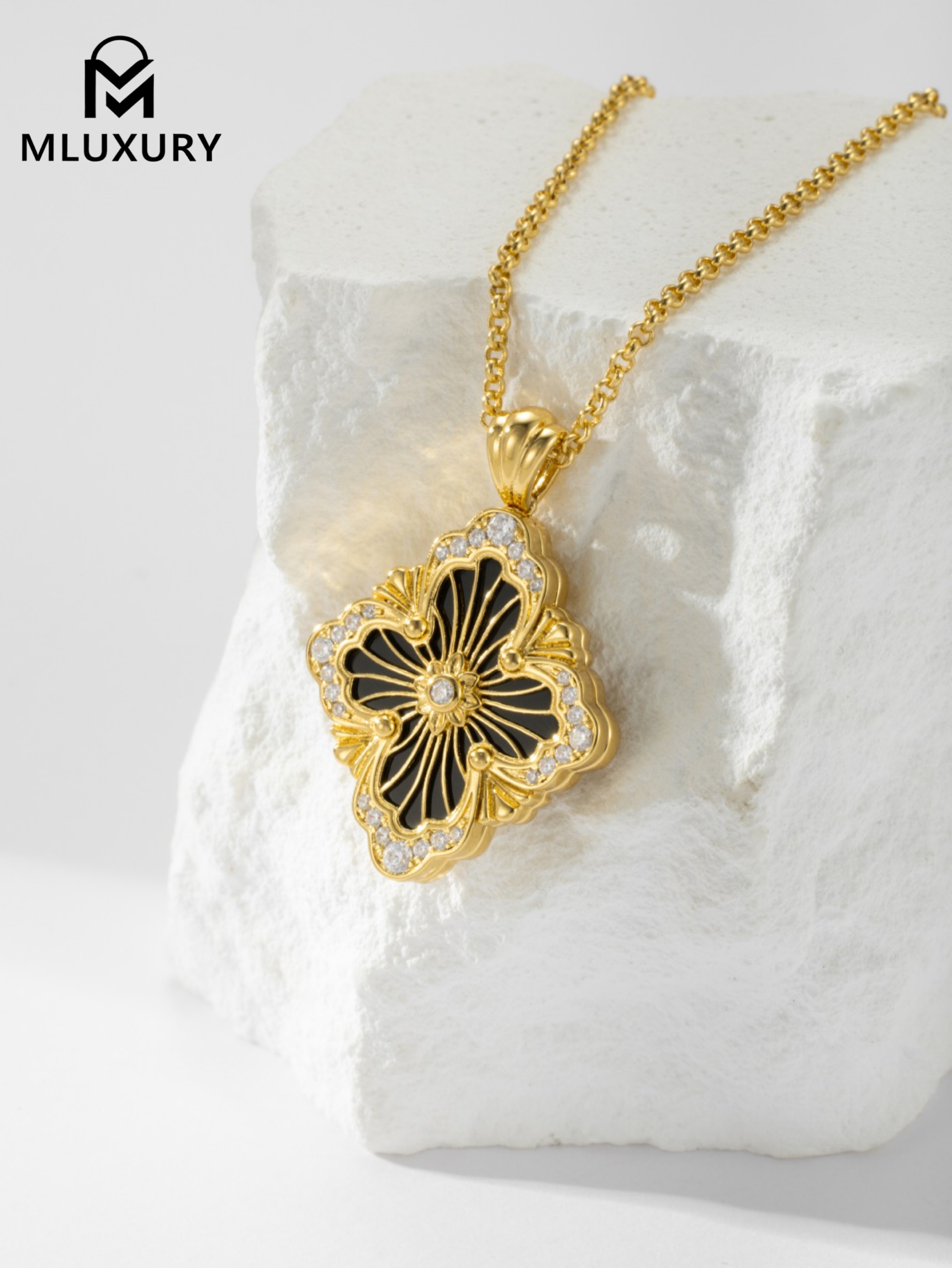 Buccellati Agate Black Necklace (Large Size)
