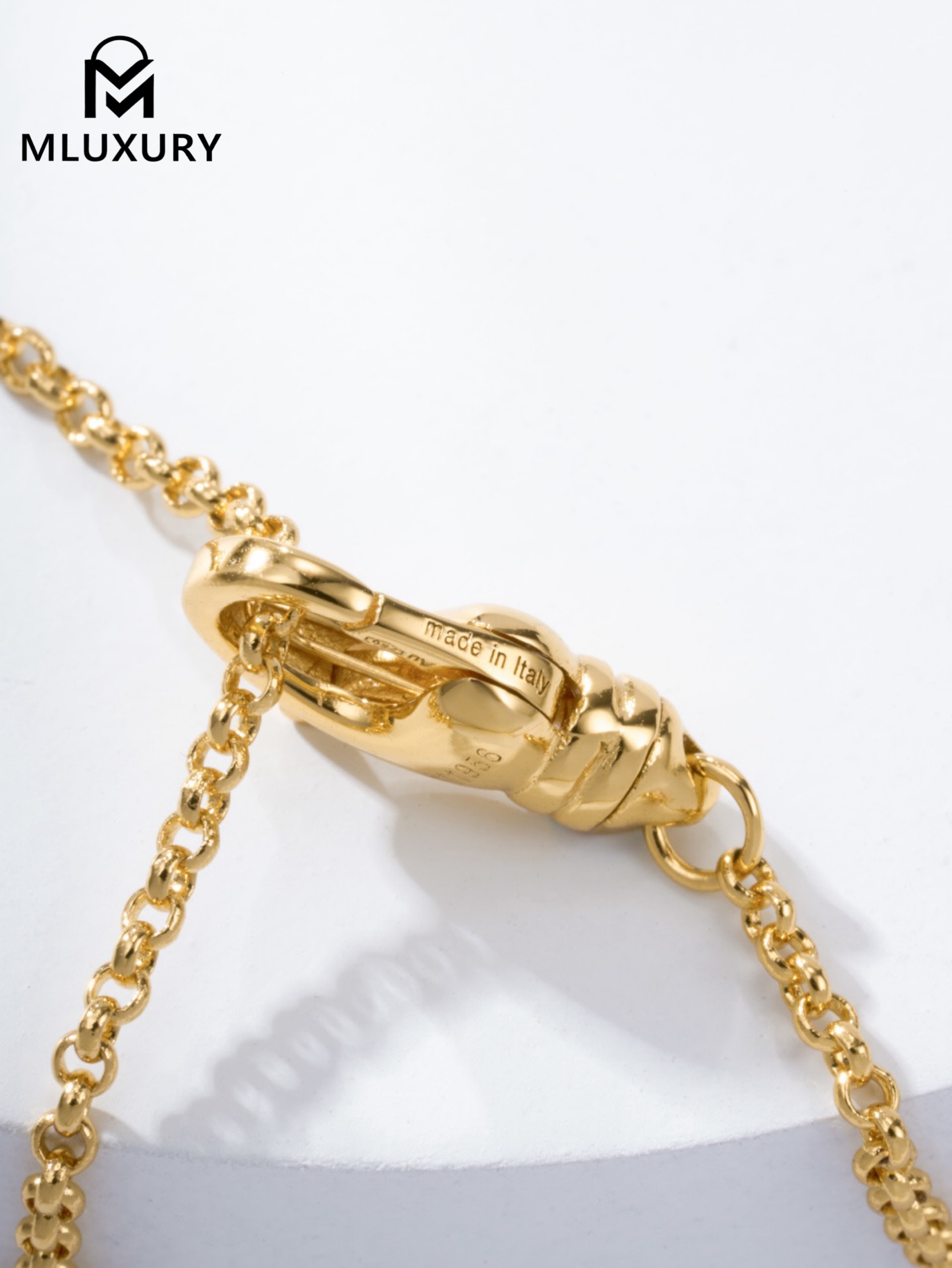 Buccellati floral pendant necklace (large size)
