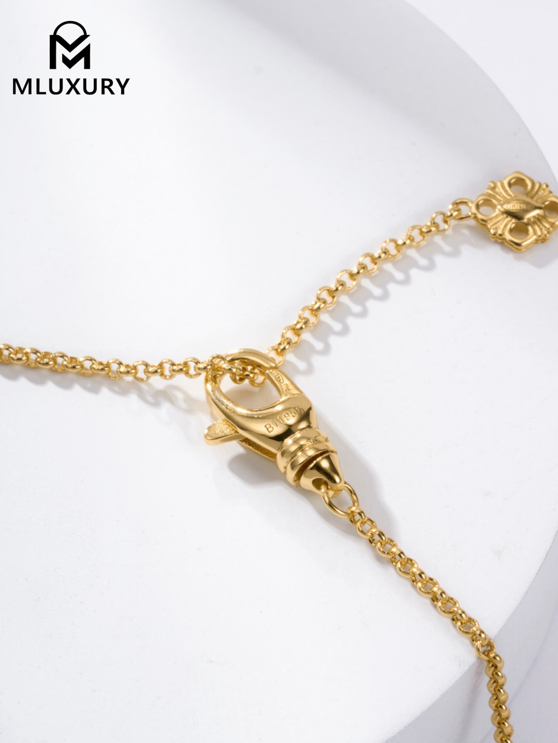 Buccellati Grey Mother-of-Pearl Necklace (Large Size)