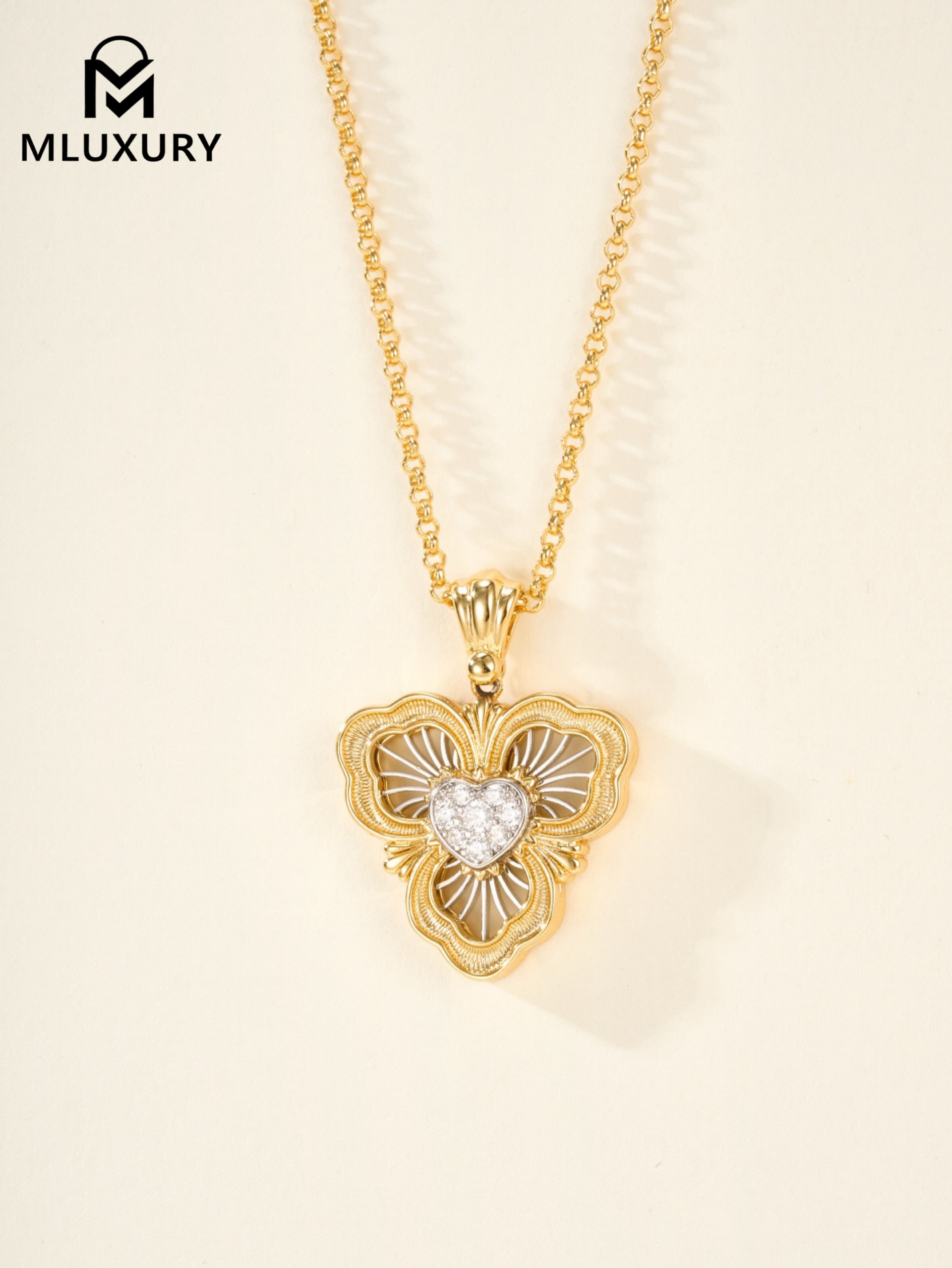 Buccellati Opera Tulle Heart-Shaped Openwork Diamond Necklace