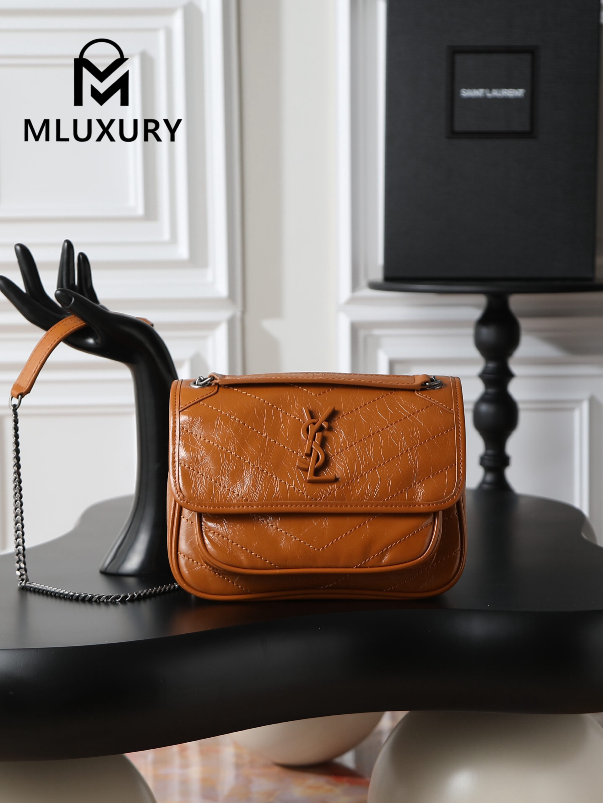 YSL Niki Tan Oil-Wax Leather · 22cm