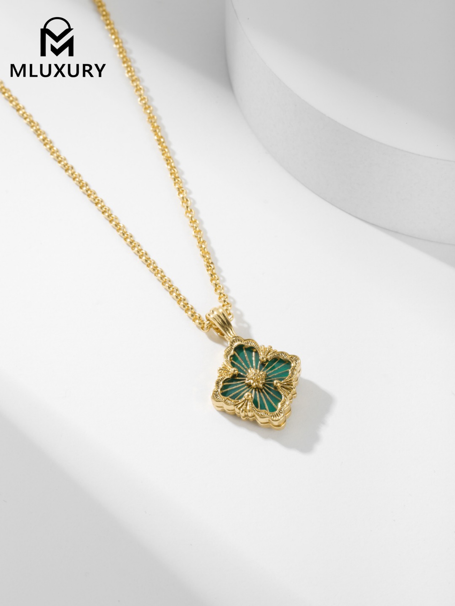 Buccellati Enamel Green Necklace (Small Size)