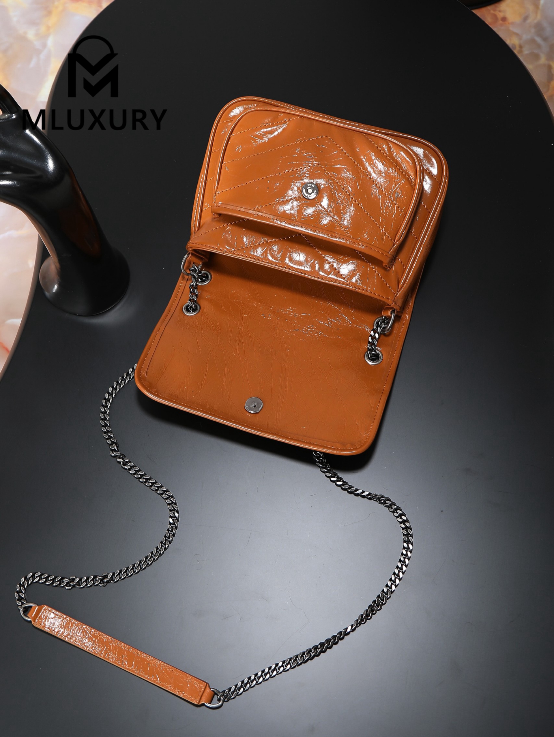 YSL Niki Tan Oil-Wax Leather · 22cm